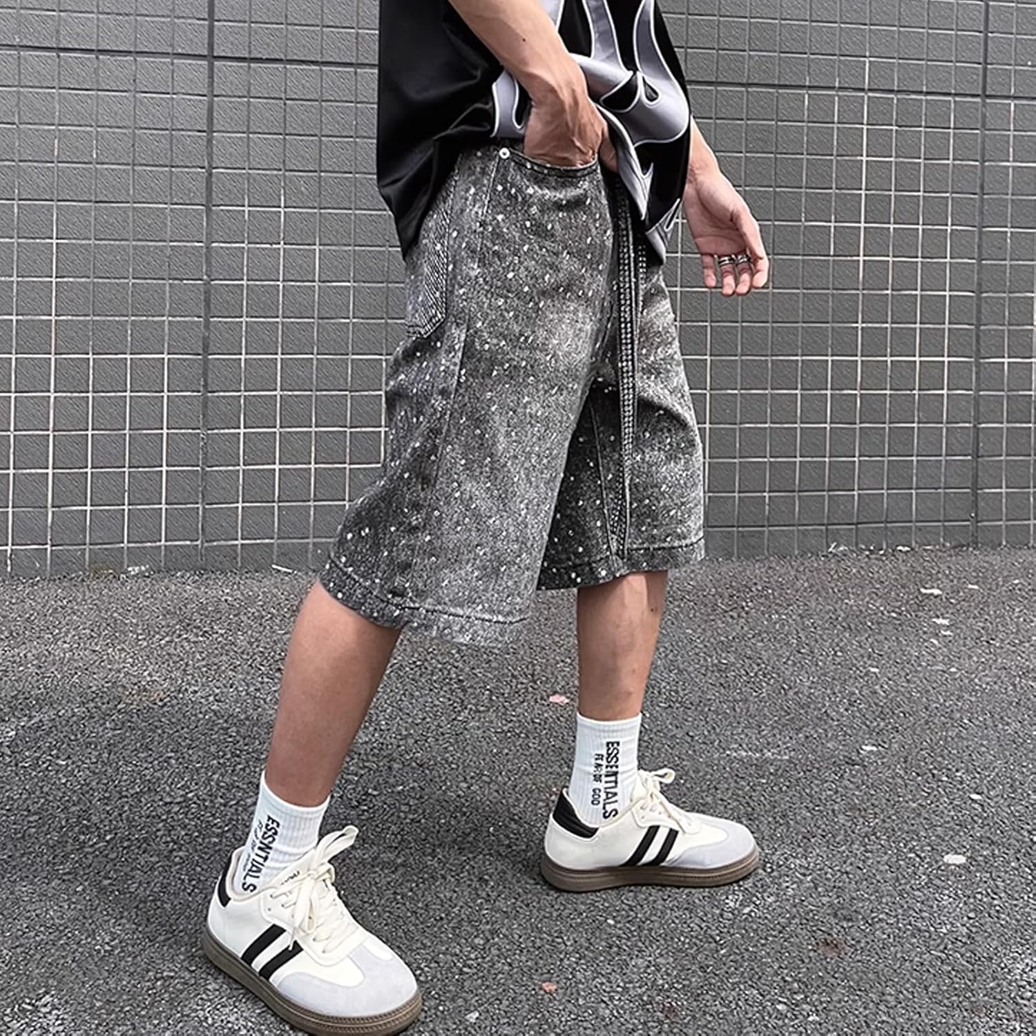 Y2K Rhinestone Baggy Jeans Shorts Wide Leg Washed Denim Shorts Grunge Ripped Bermuda Jorts Hip Hop Streetwear - Image 3