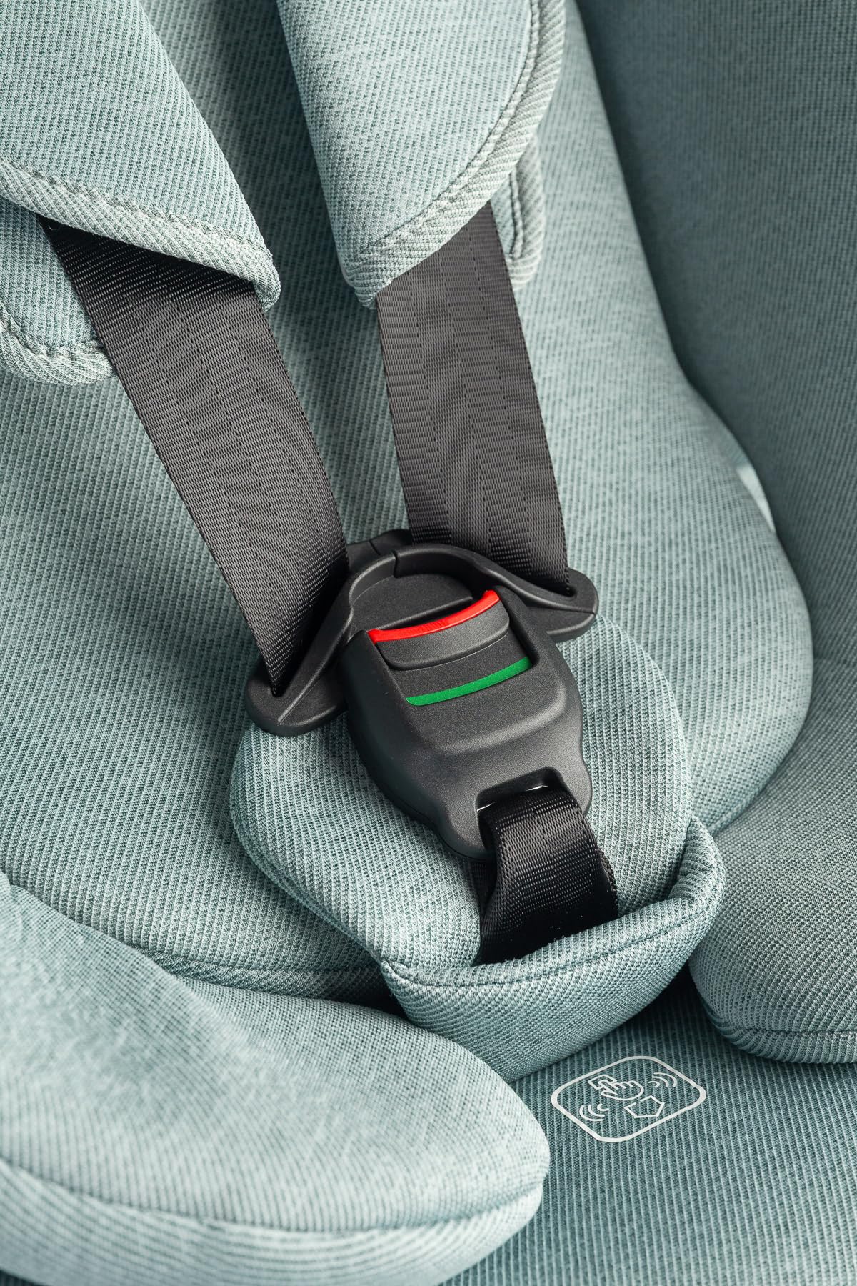 CARETERO - Lumi i-Size Kindersitz für Kinder - Kindersitzerhöhung Auto Kinder 40-150 cm, 12 Jahre Schutz Autositz, 360° Drehbar, ISOFIX & Stützfuß, Belüftet, Memory-Schaum - Grün
