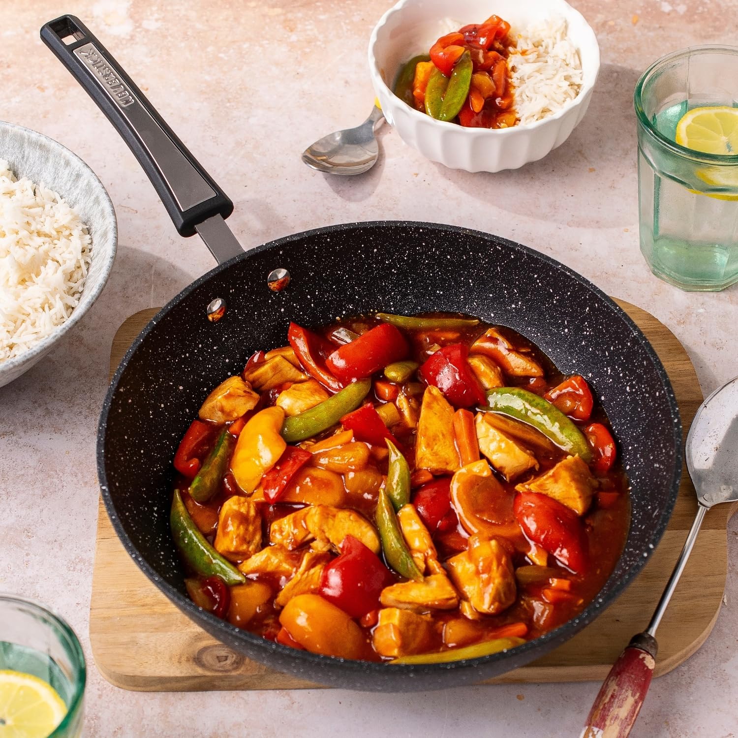 Scoville Xtra - Padella wok da 28 cm, antiaderente, rivestimento NEVERSTICK, adatta a tutti i piani cottura, lavabile in lavastoviglie, manico ergonomico, senza PFOA, in alluminio temperato, colore
