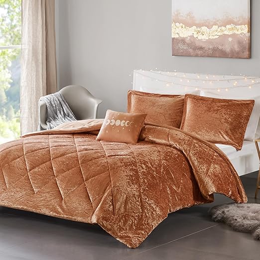 Intelligent Design Queen Comforter Set Velvet Comforters