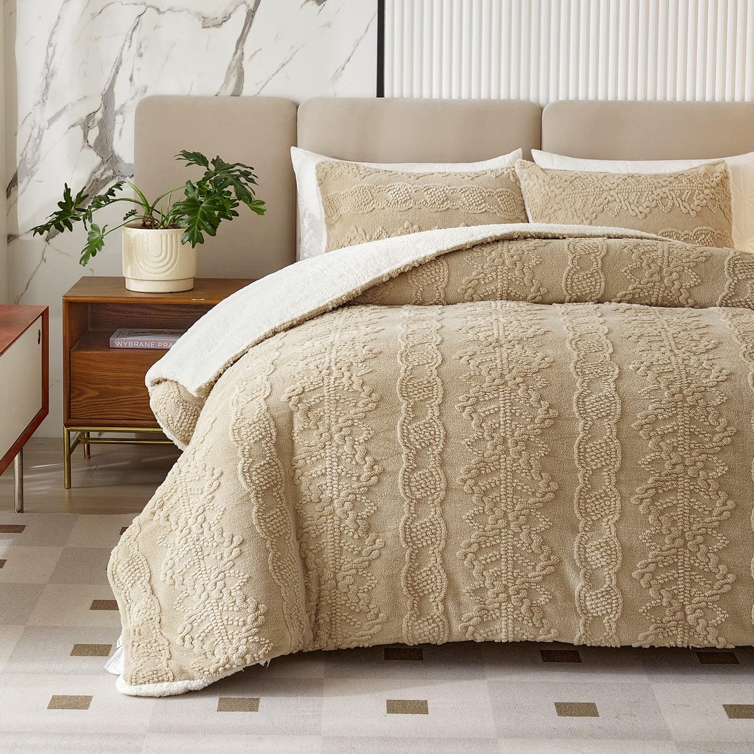 Luxury Flannel Fleece Sherpa Comforter Set Twin Size, Jacquard Boho Stripes Down Alternative Comforter Khaki, 3 Pieces Ultra Soft and Warm Bedding Set for Winter (1 Comforter + 2 Pillowcases)