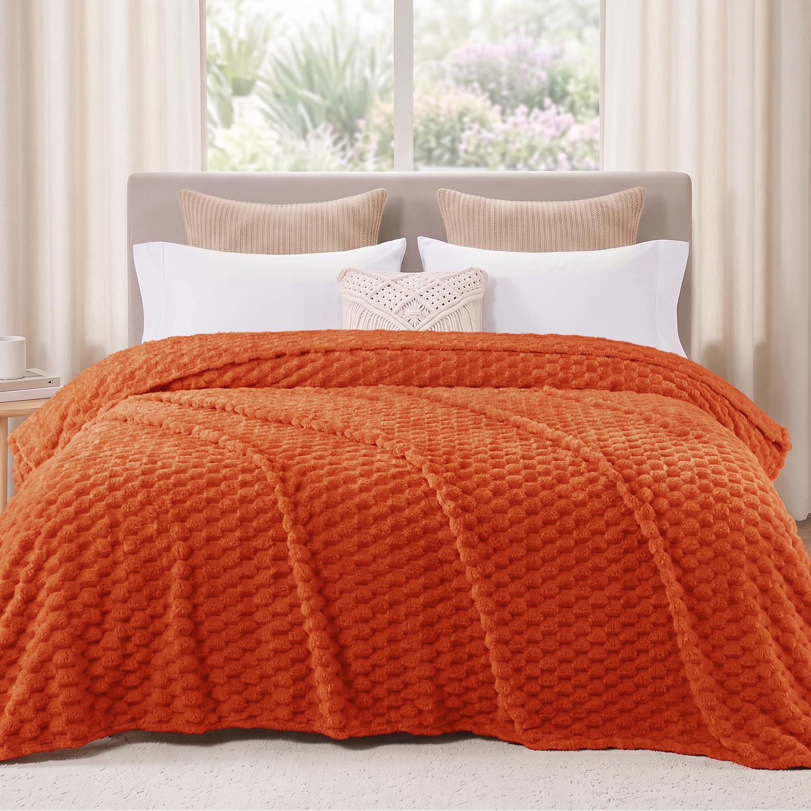 Exclusivo Mezcla 3D Fleece California King Blanket for Bed, Burnt Orange
