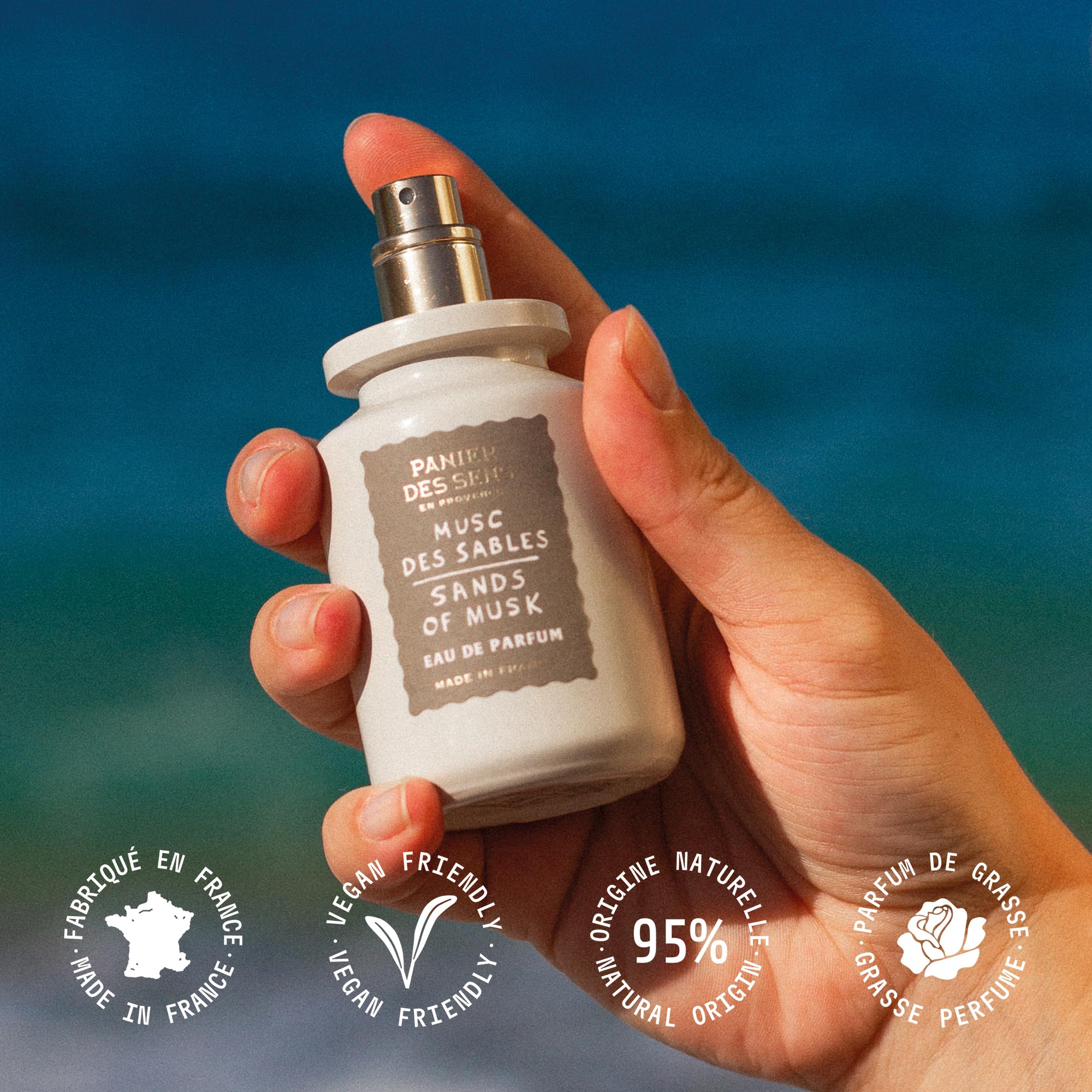 Panier des Sens - Eau De Parfum Damen "Musc Des Sables" 50ml | Pudrig-Weicher Moschusduft, weiße Blüten und Zedernholz - Parfüm Frauen - Elegantes Geschenk Für Frauen - Perfume Women