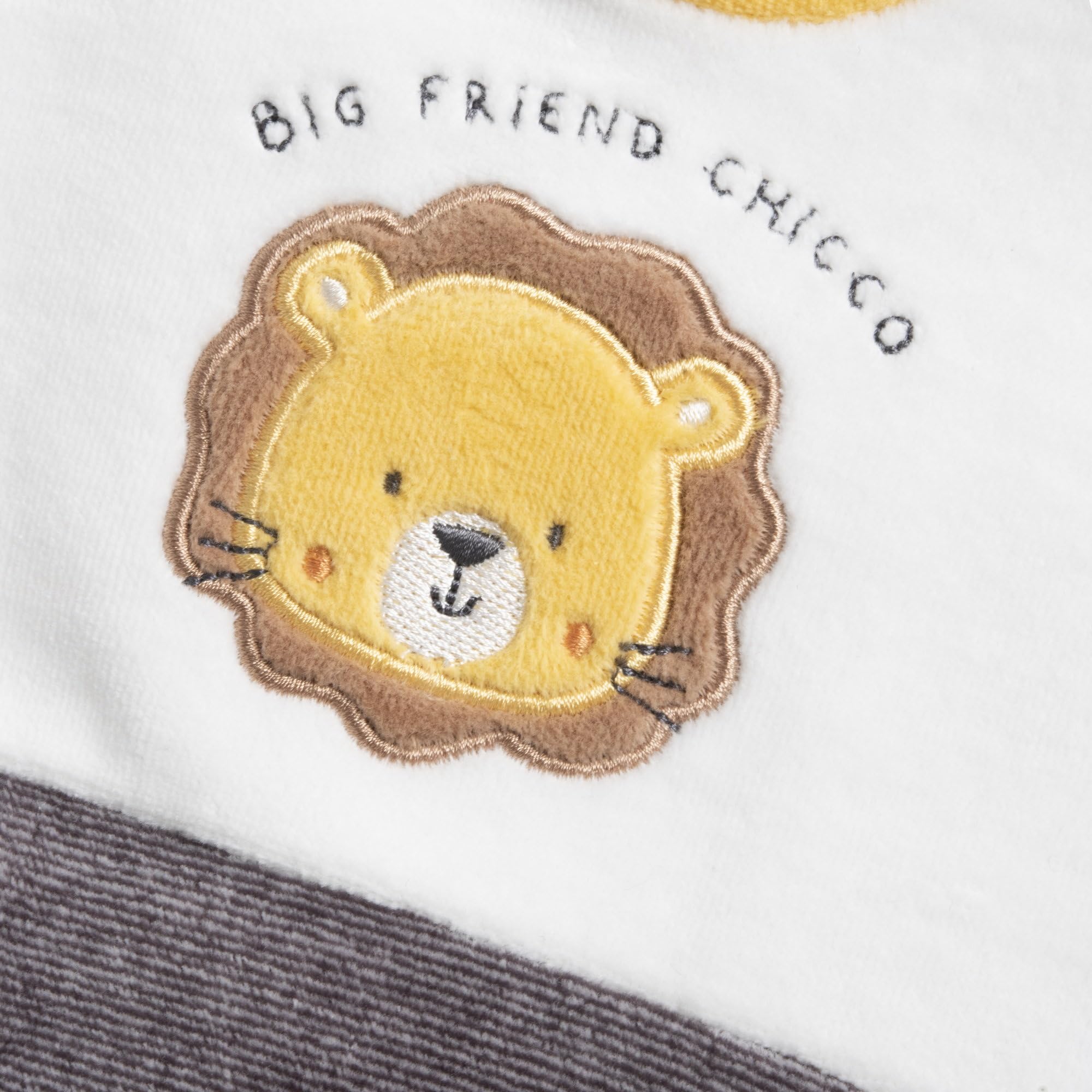 Chicco, Tutina Neonato, con Comoda Apertura sulla Schiena e a Patello con Bottoncini, in Calda e Morbida Ciniglia, Lavabile in Lavatrice, Abbigliamento Neonato 0-24 Mesi, Idea Regalo Nascita