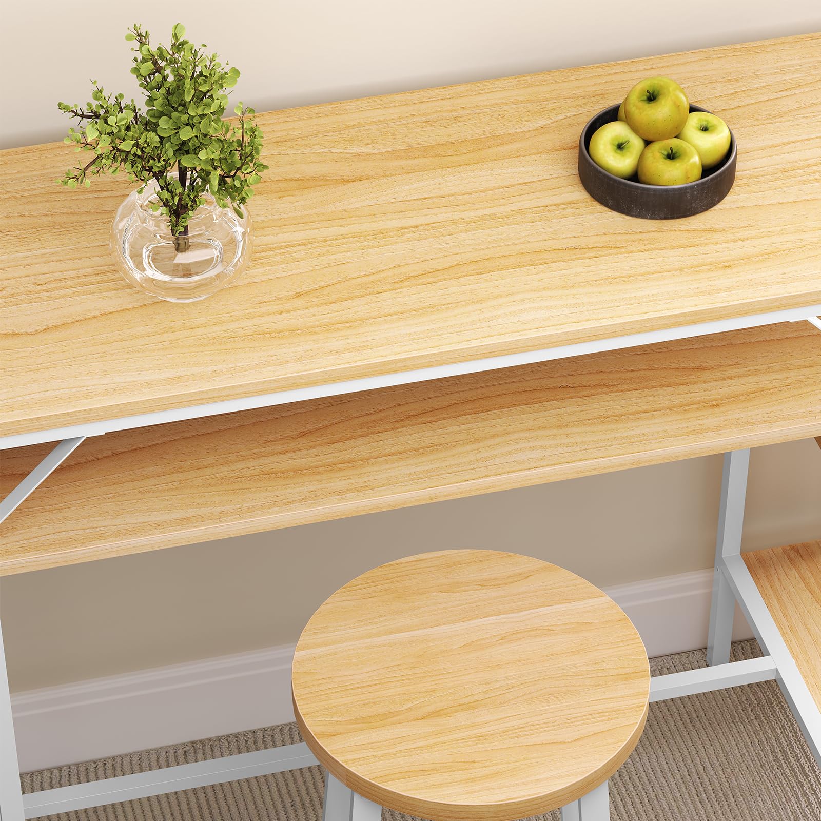 HOOBRO Juego de Mesa y Taburetes de Bar, Mesa Alta para Bar con Estantería de 3 Niveles y 2 Taburetes Redondos, para Cocina, Sala de Estar, Comedor, Blanco y Natural EWN07BT01