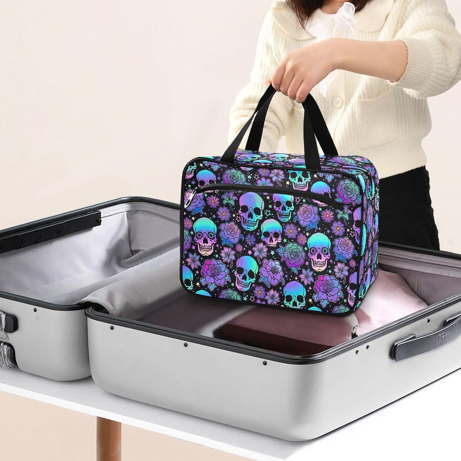 MNSRUU Hanging Toiletry Bags for Women Travel, Gothic Funny Skulls Toiletry Organizer Portable Travel Toiletry Bags Clear Wash Bags Makeup Bag Cosmetic Bag