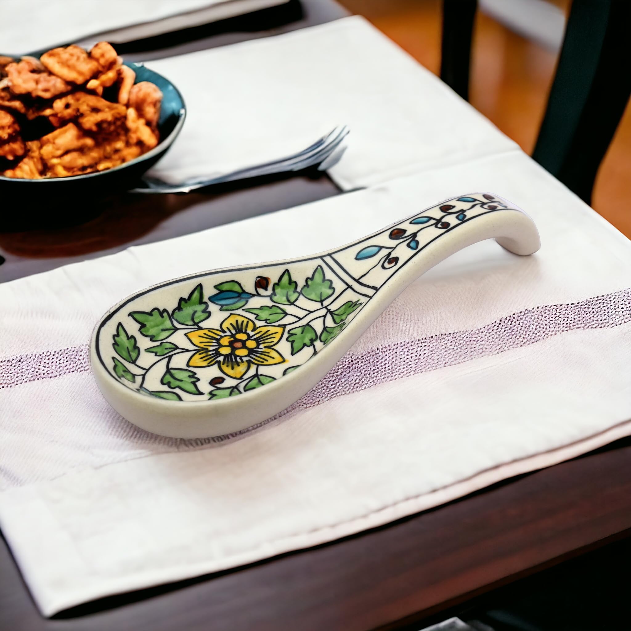 RAFOLEEN Ceramic Spoon Rest Green Hand-Painted, Kitchen Utensil Holder, Tableware Cutlery Rest, Spoon Holder for Cooking, Pack of 1