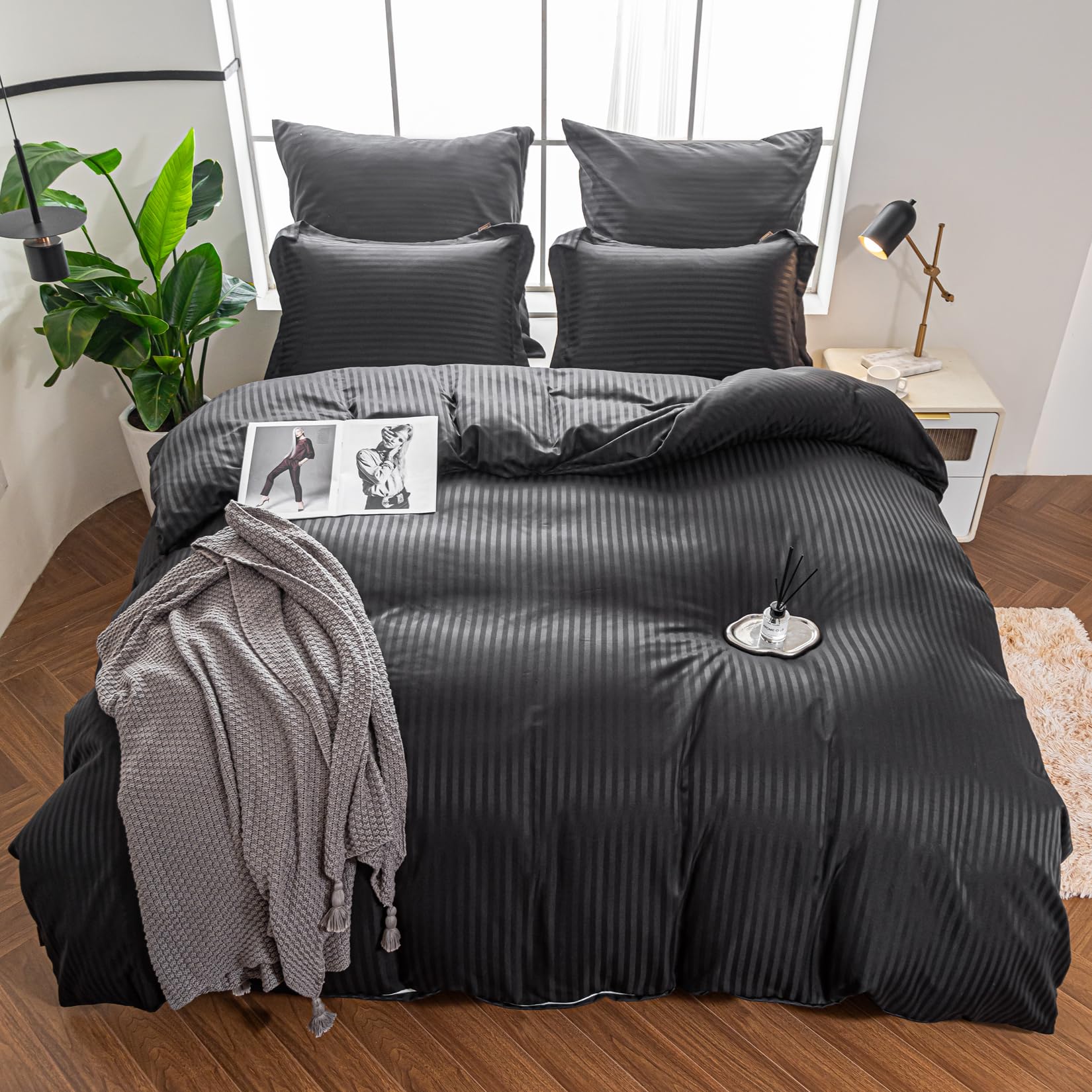 Amolavet Hotel Bettwäsche 200x200 3 Teilig Set Mako Satin Damast Schwarz Bügelfrei & Atmungsaktiv Kühler Sommer Mikrofaser Bettbezug mit Reissverschluss Luxus Hotelqualität für Hautfreundlichen Schlaf