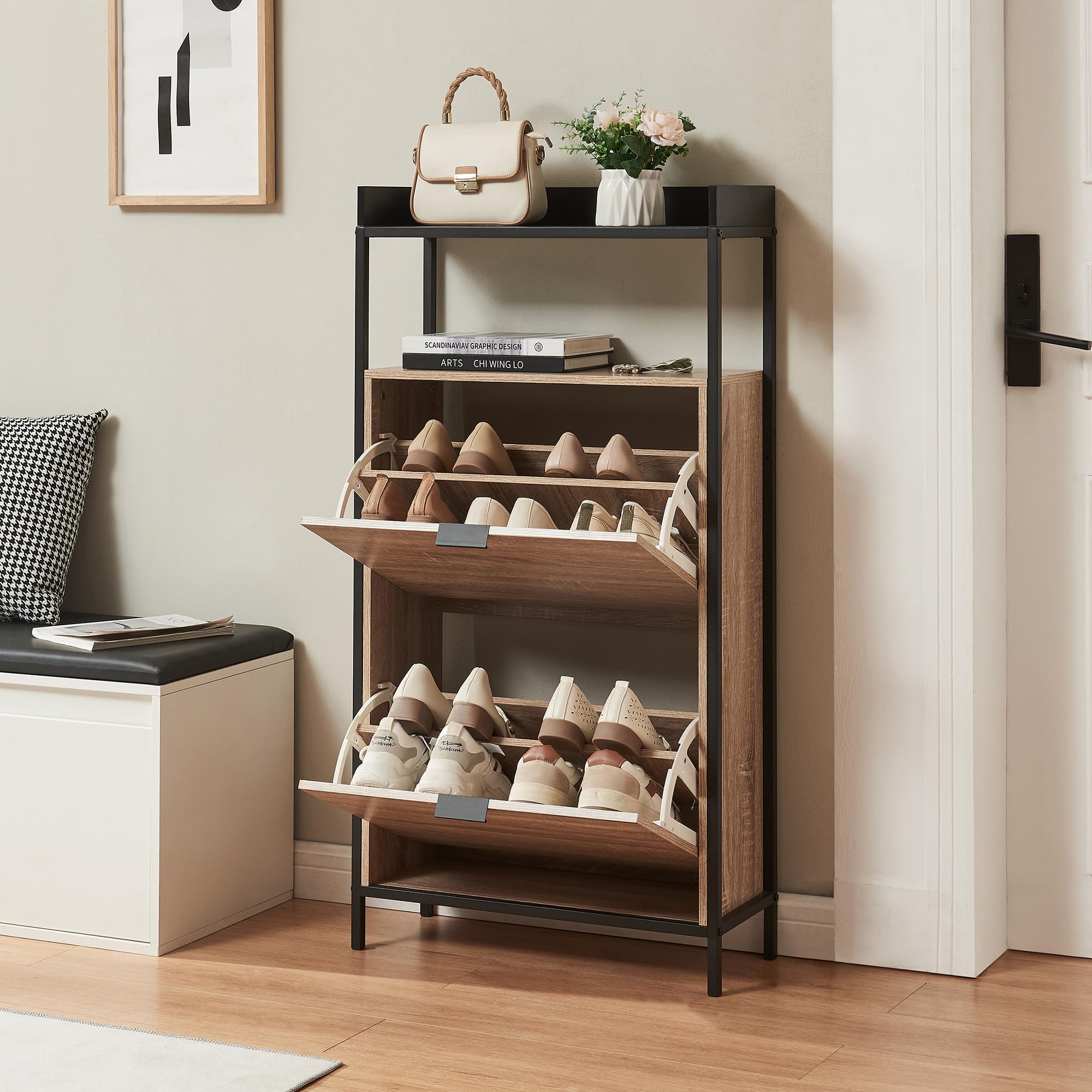 [en.casa] Zapatero Belana Mueble Recibidor con 2 Puertas Abatibles 1 Compartimento Abierto y Estante Superior con Borde para 8-12 Pares de Calzado 116 x 60 x 24 cm - Negro/Efecto Roble
