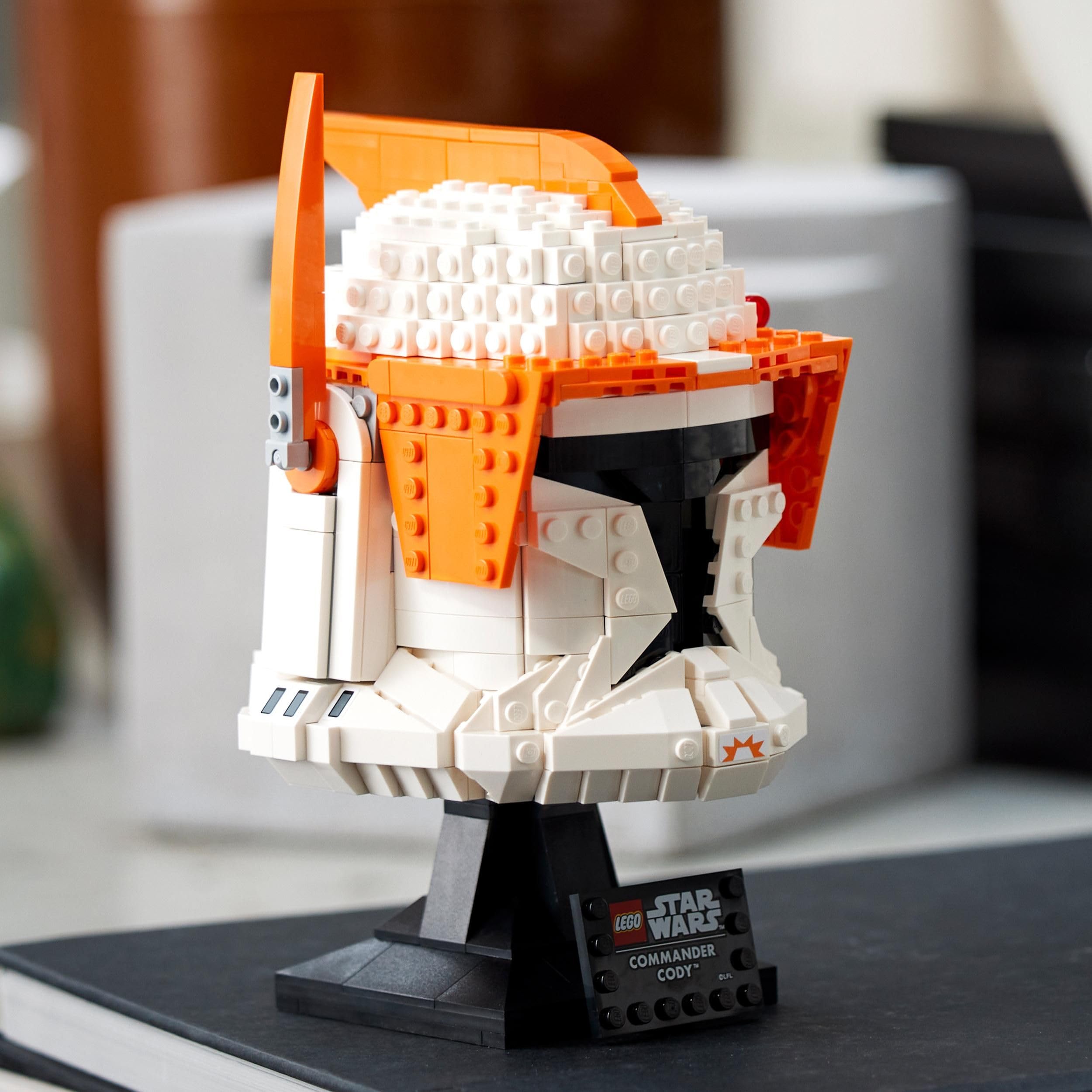 LEGO Star Wars Casco del Comandante Clon Cody, Manualidades para Adultos, Película Las Guerras Clon, Regalo Coleccionable, Decoración para Casa 75350
