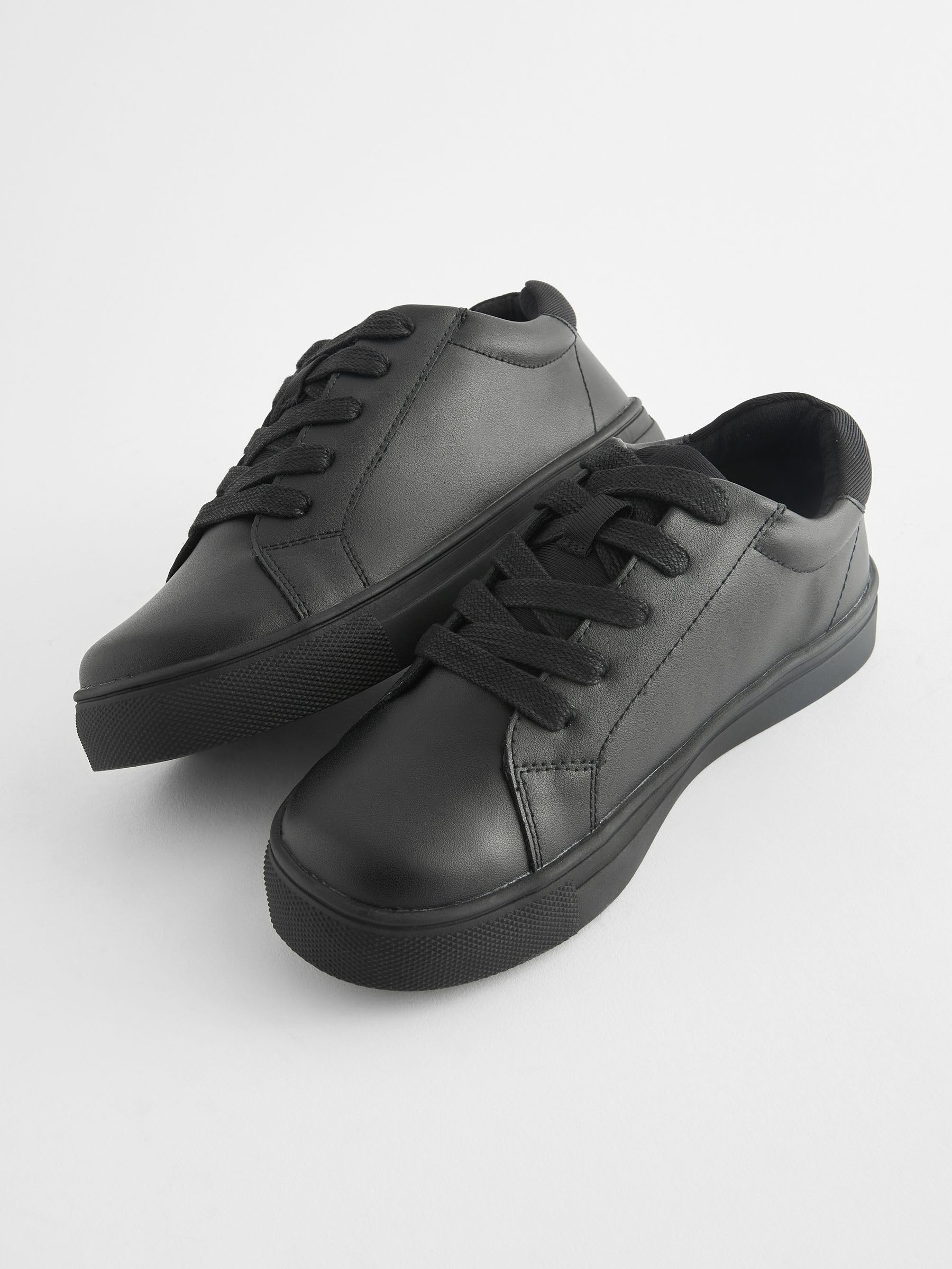 NEXT Jungen Weite Passform (G) Schnürschuhe aus Leder für die Schule, Weite Passform