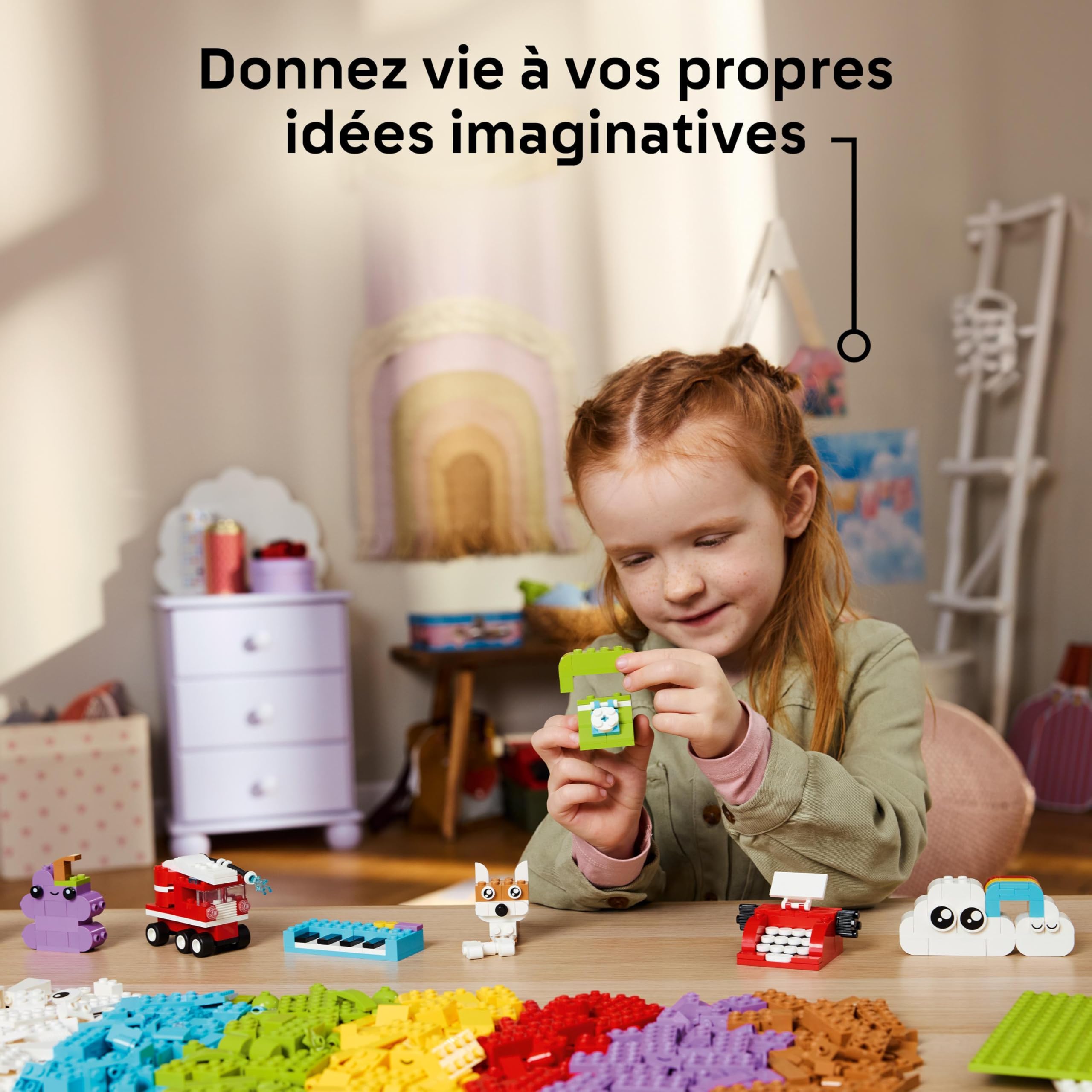 LEGO Classic La boîte créative pour Construire et Jouer - Jeu de Construction avec Briques colorées - Options Dont Une Maison, Un Chien ou Un Camion - Cadeau pour garçon ou Fille dès 5 Ans 11044