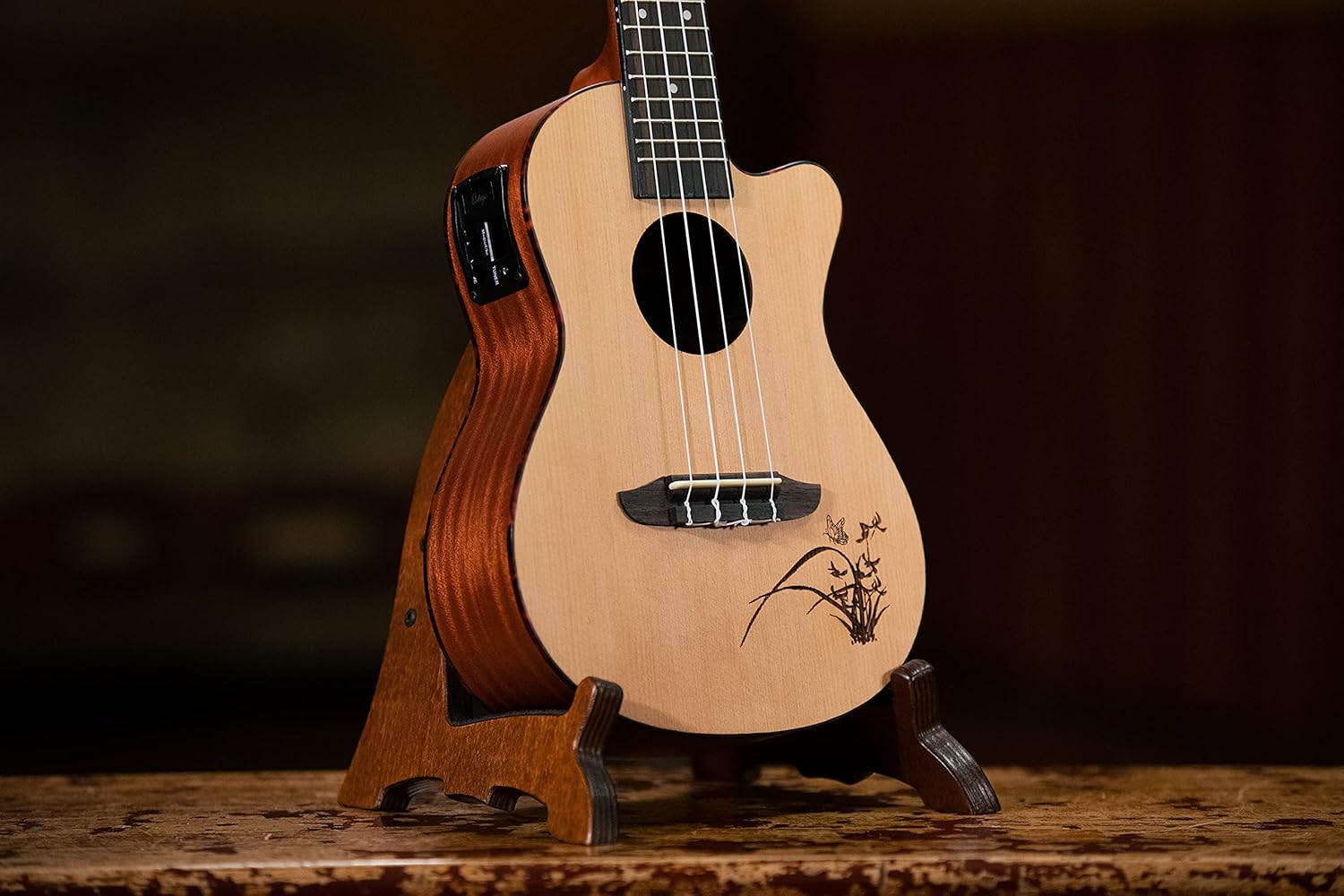 Wooden Ukulele Stand Made w/Birch Wood - Brown