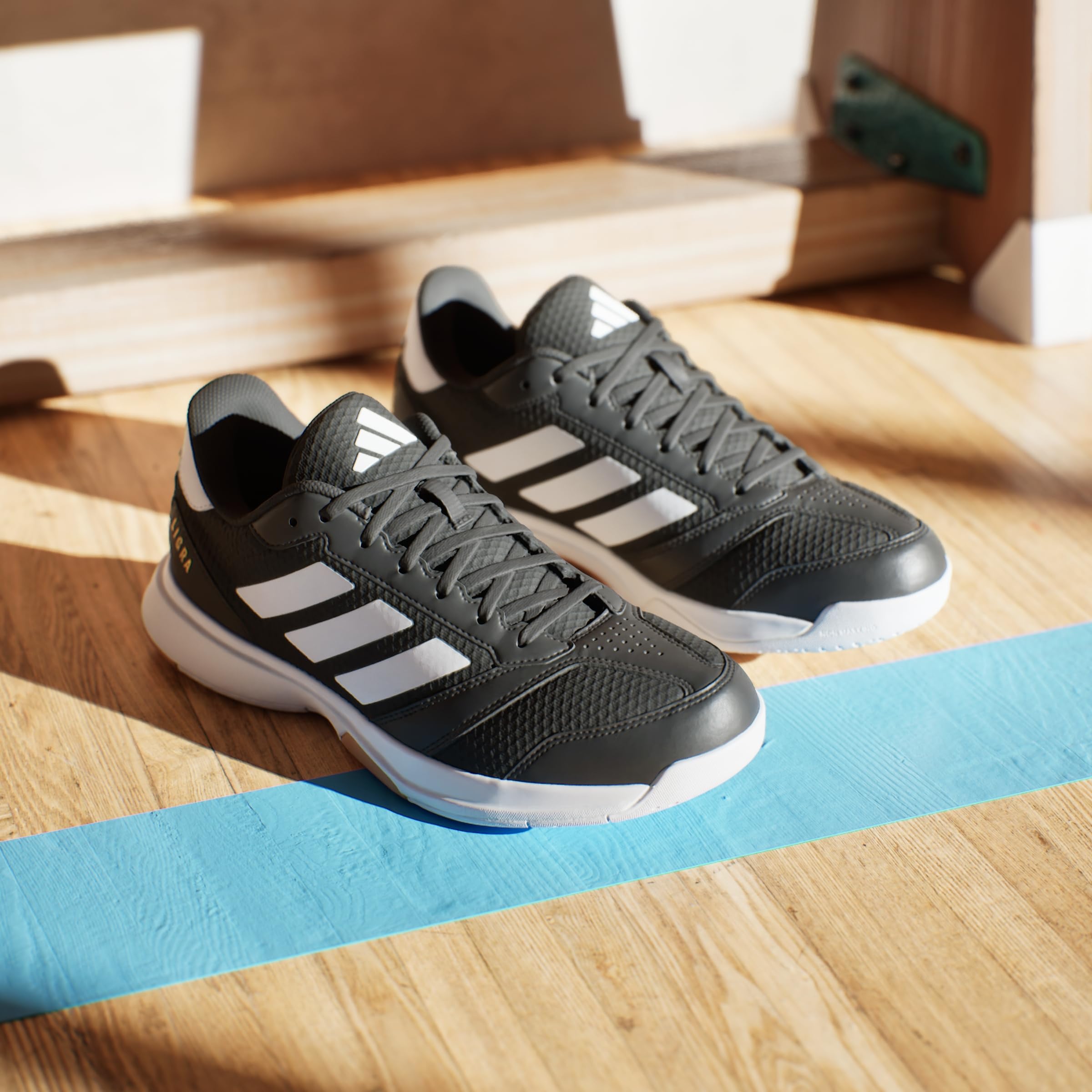 adidas Men's Zapatilla Ligra 8 Indoor
