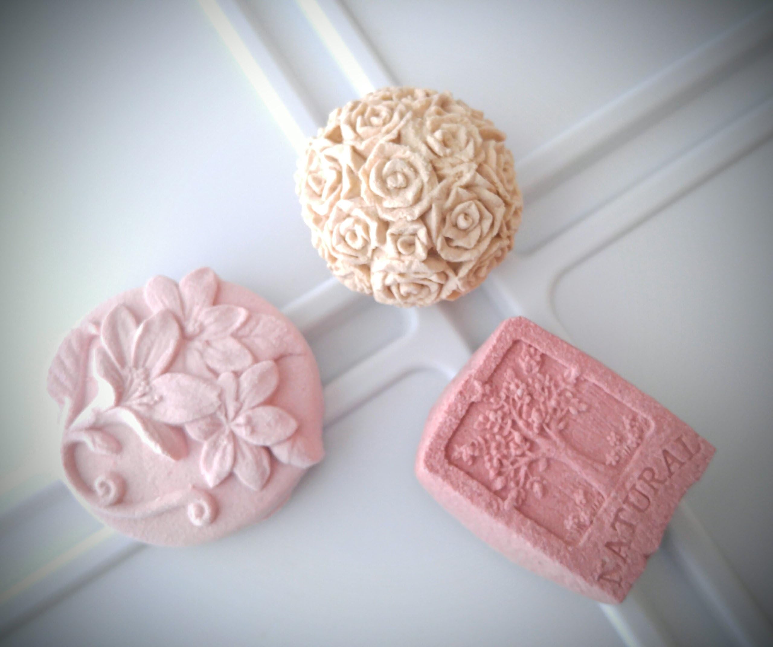 Best ALL Natural Bubble Bath Bombs "FOR HER" VALENTINES Gift! –3 Premium Quality (4.5oz) Essential & Fragrance Oil, Lush, Moisturizing, “YA...IT'S KIND OF A HAPPY PACK!" FREE Gift With Every Purchase!