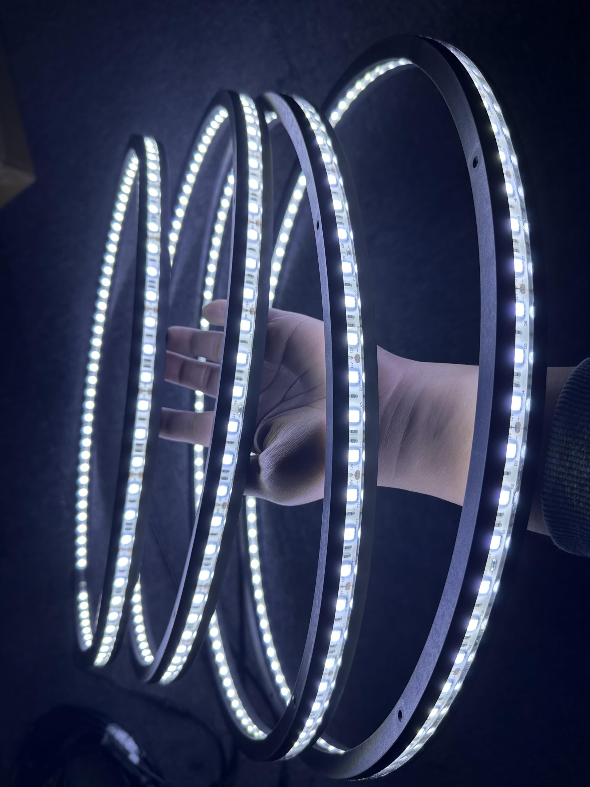 Sando Tech 17.5'' Pure White Flashing Double Side LED Wheel Ring Lights Cold White Rim Lights Strobe Tire Lights Switch/Remote Ctrl 4Lights for Truck Vehical Offroad (17.5'')