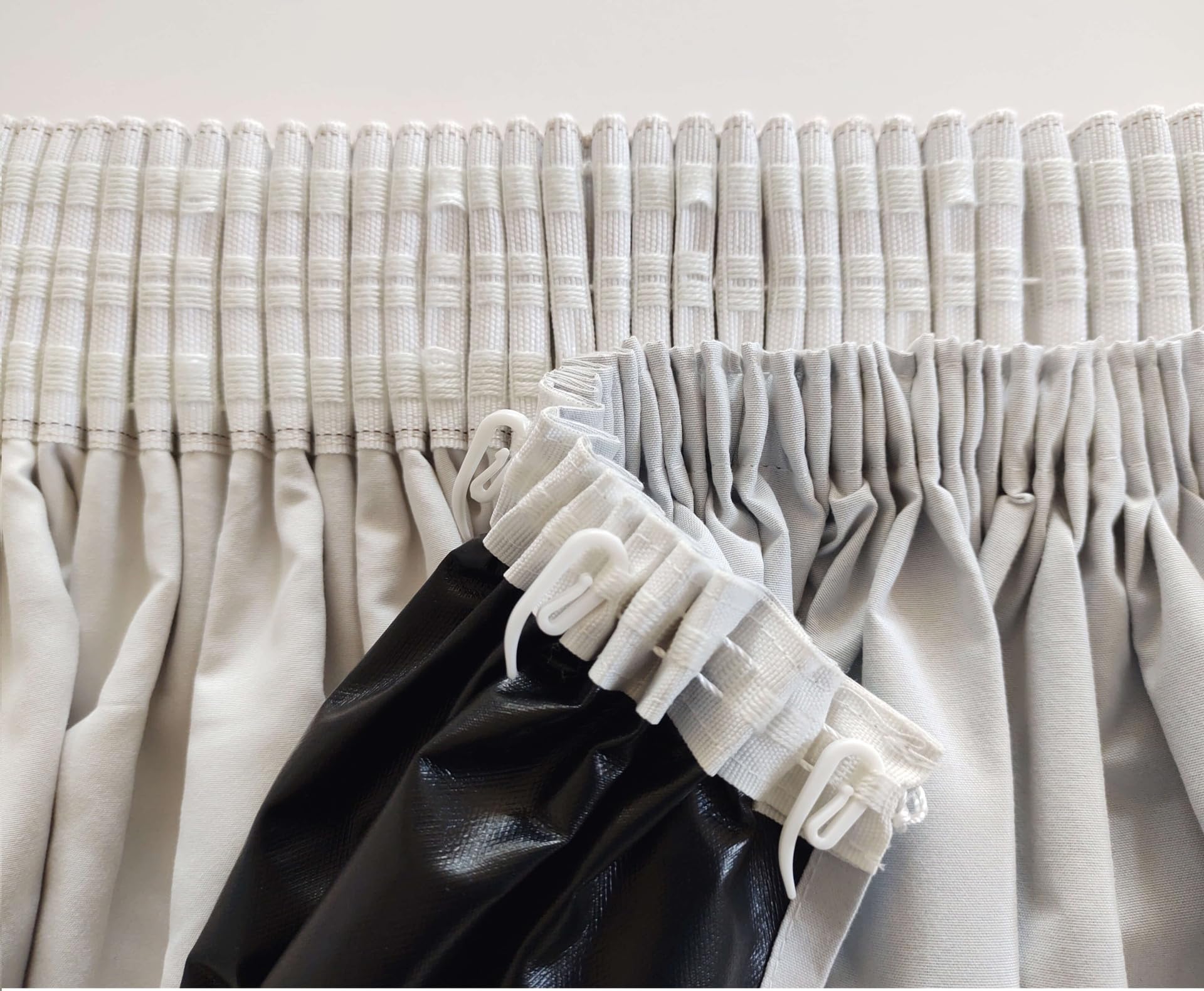 NetCurtainsUK Superior Detachable Thermal Blackout Curtain Linings Tape Heading Sold In Pairs (165cm (65") Wide x 220cm (87") Drop)