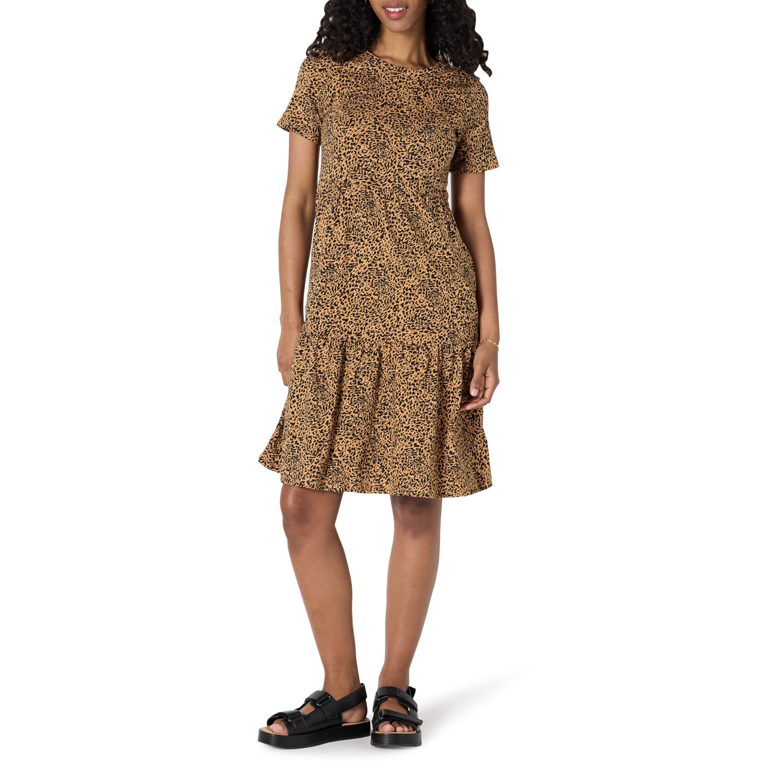 Amazon Essentials Damen Kurzärmliges, gestuftes Kleid mit Rundhalsausschnitt