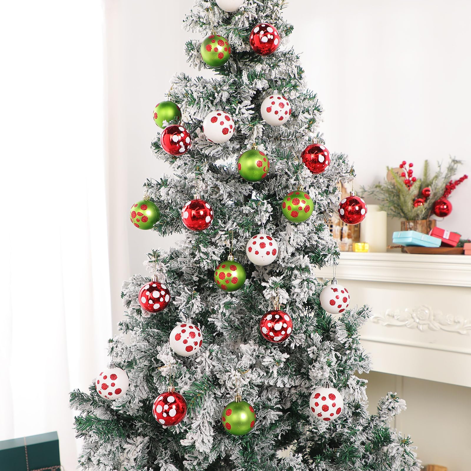 24 esferas de Navidad, adornos rojos y verdes para árbol de Navidad, adornos de 2.36 pulgadas con purpurina de lunares, adornos colgantes para decoración de árbol de Navidad, fiestas de