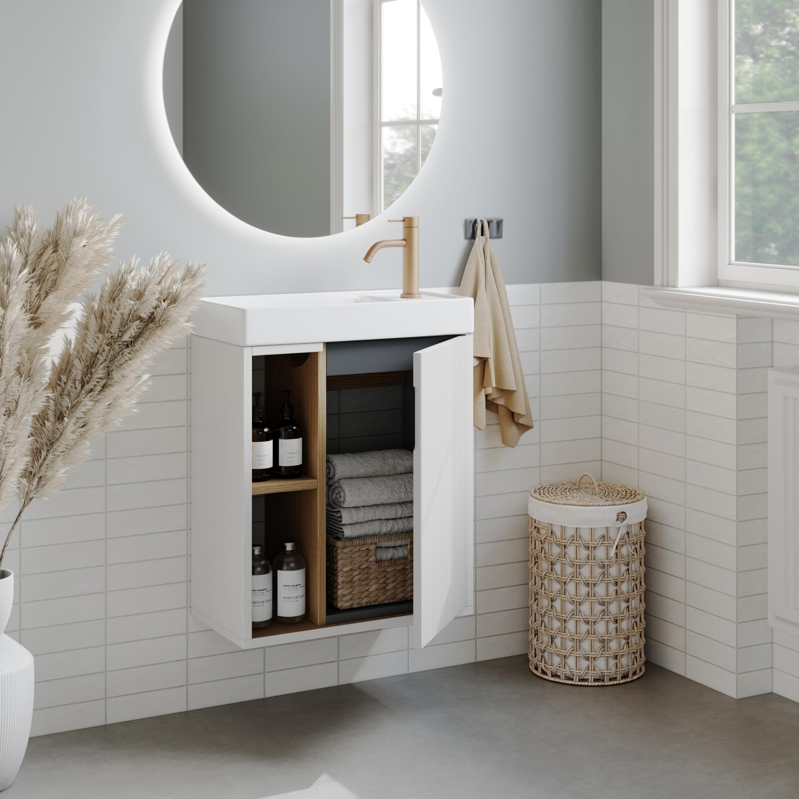 Meuble de lavabo Mural 46 cm avec lavabo – Meuble de Toilette étroit avec Porte rainurée à Fermeture Douce et étagère Ouverte, Blanc Mat/Golden Sand