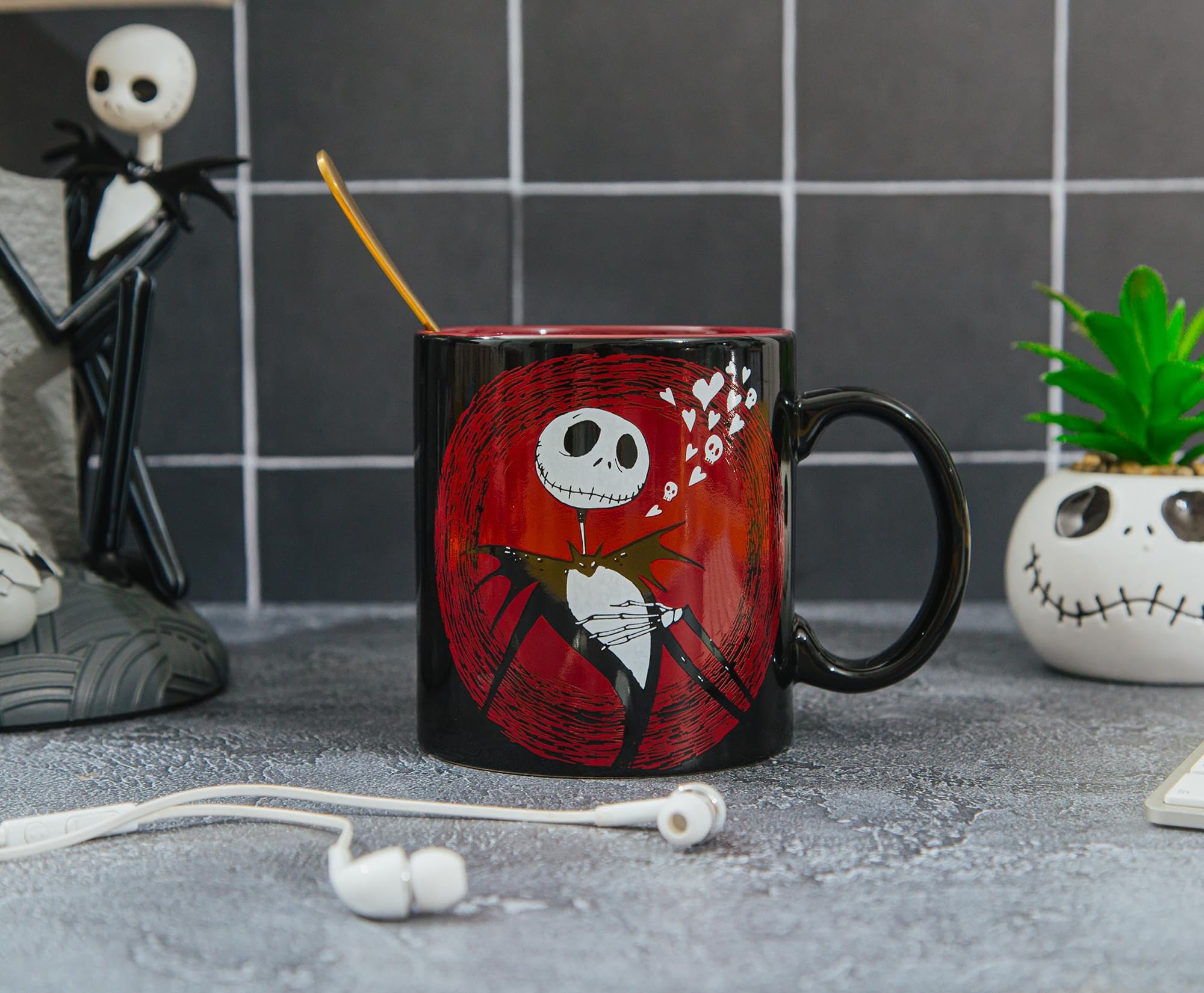 アメキャラ詰め合わせ Amazon.com: Silver Buffalo Nightmare Before Christmas Jack