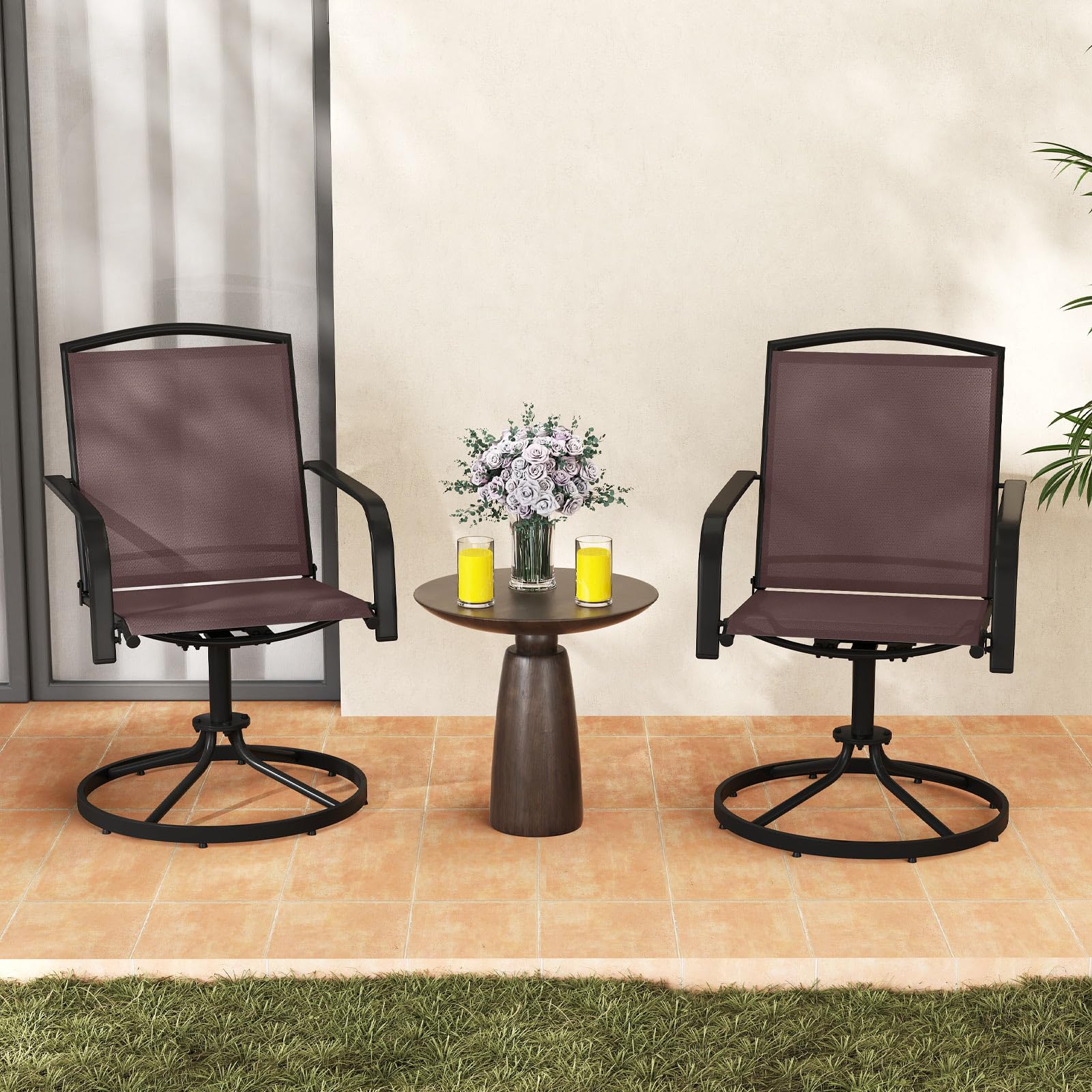 GIANTEX Juego de 2 Sillas Mecedoras Giratorias, Sillones con Respaldo Alto, Reposabrazos y Tejido Transpirable, Marco de Metal, Carga hasta 150 kg, Sillas para Patio, Jardín, Terraza (Marrón)