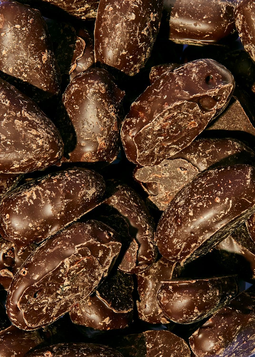 KoRo - Datteri ricoperti di cioccolato fondente 1 kg - al cioccolato - per snack, merende o colazioni - confezione convenienza