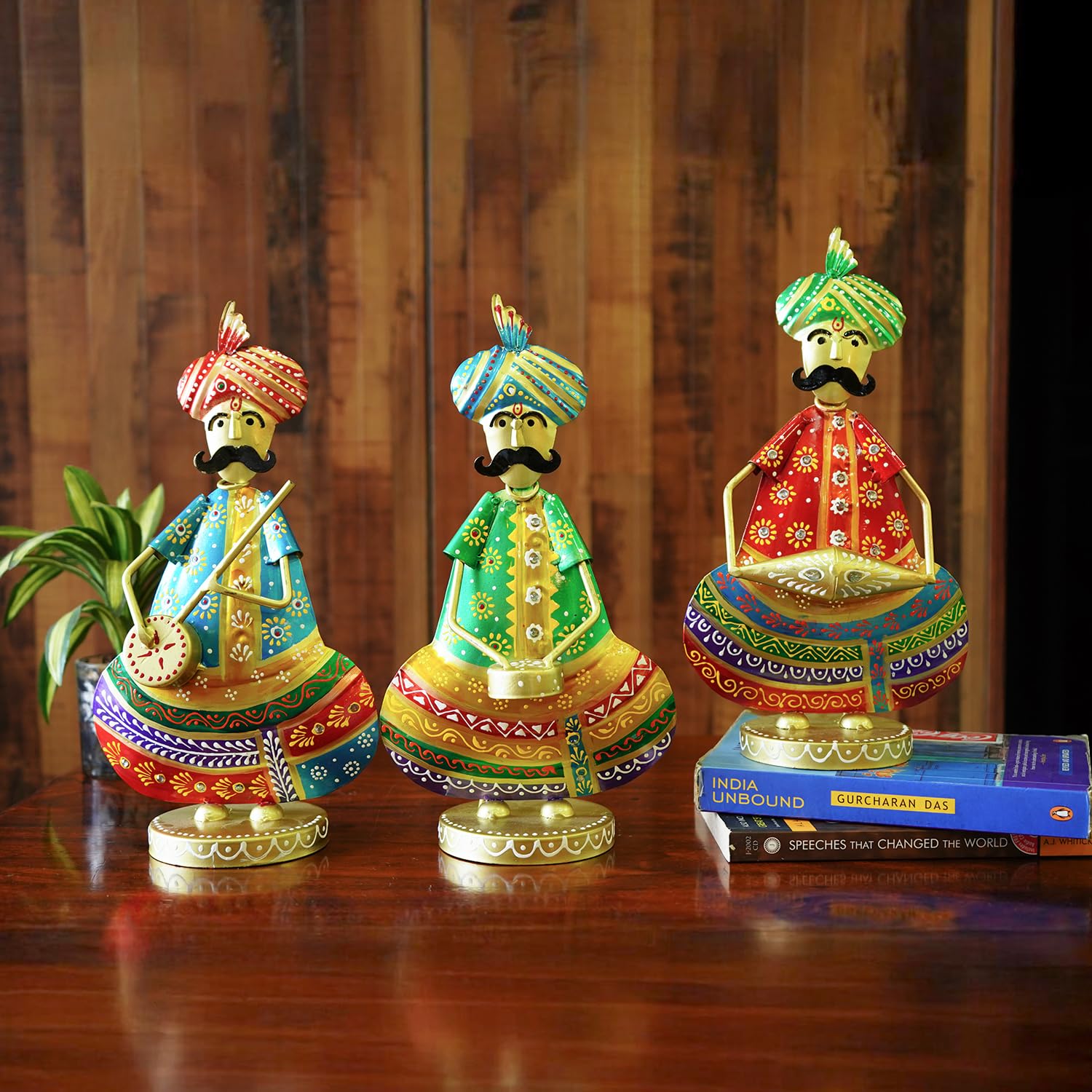 Articles cadeaux originaux vitrine et figurines de table en métal