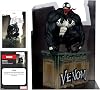 McFarlane Toys - Marvel Venom 1:6 Scale Collectible Scene & Comic Venom #5