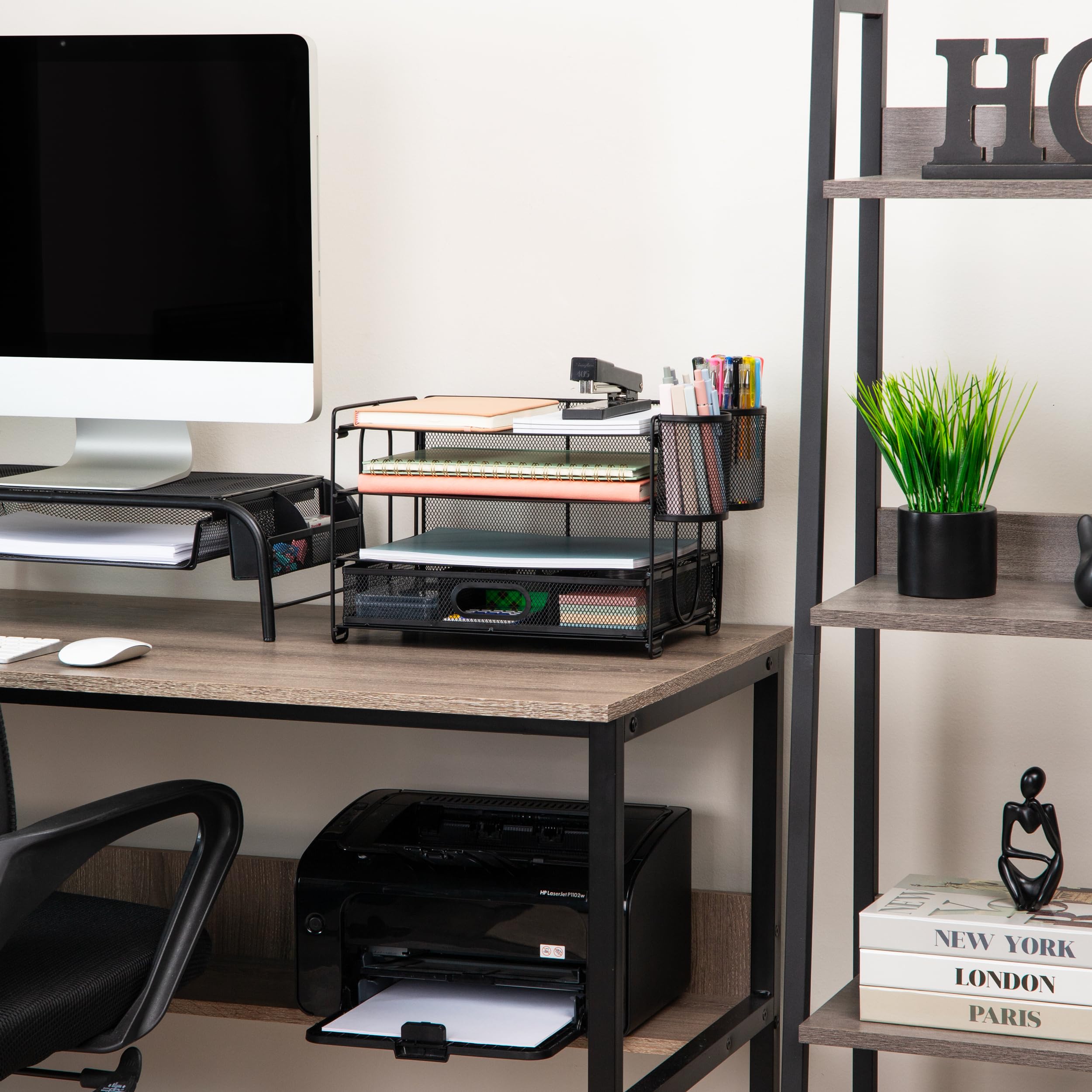 Mind Reader Schreibtisch-Organizer aus Netzstoff, 3 Ablagen, 1 Schublade, 2 Stifthalter, Büro-Schreibtisch-Organizer, Metallgitter, Schwarz