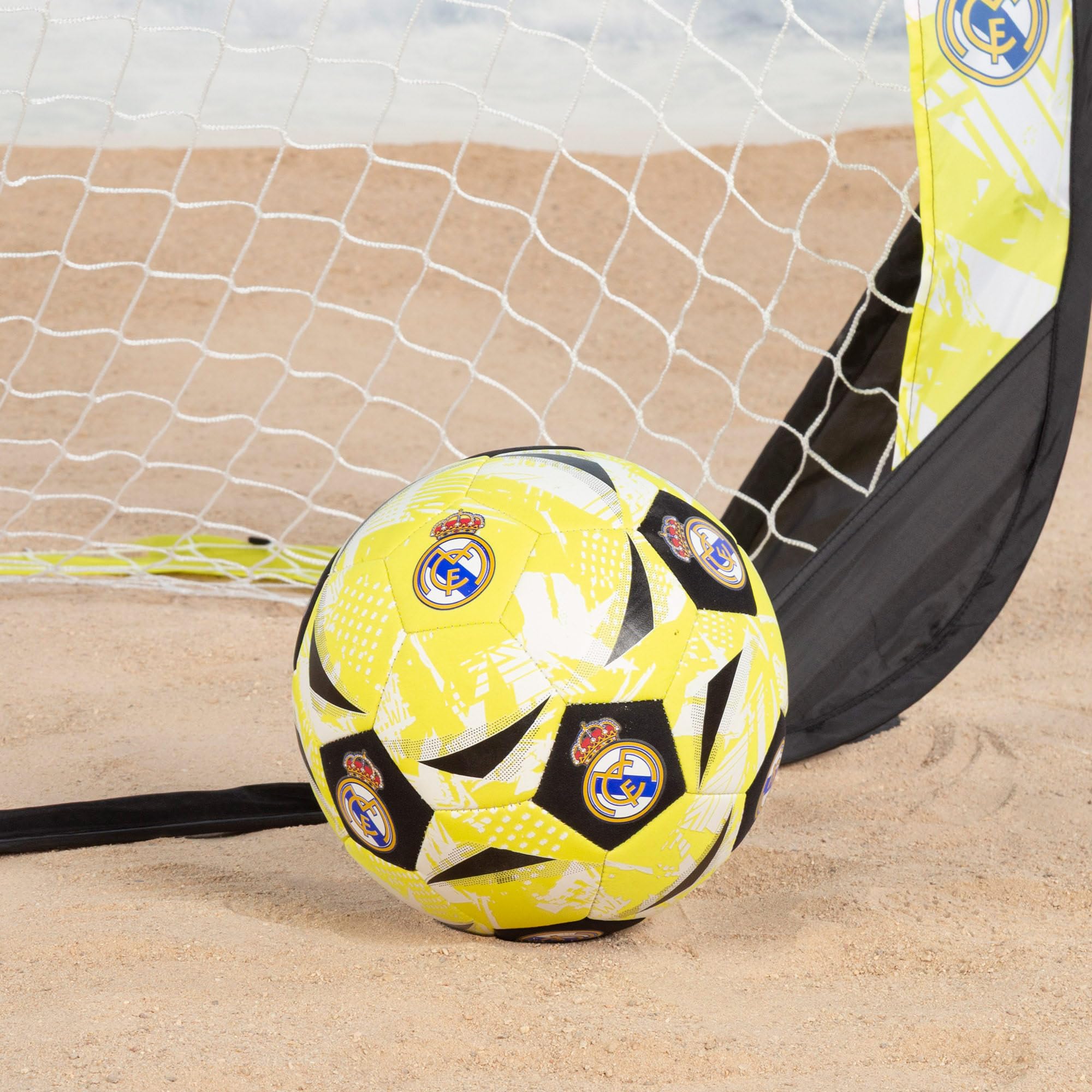 ColorBaby Real Madrid balón de fútbol Playa Neopreno Talla 5 21 cm Resistente al Agua