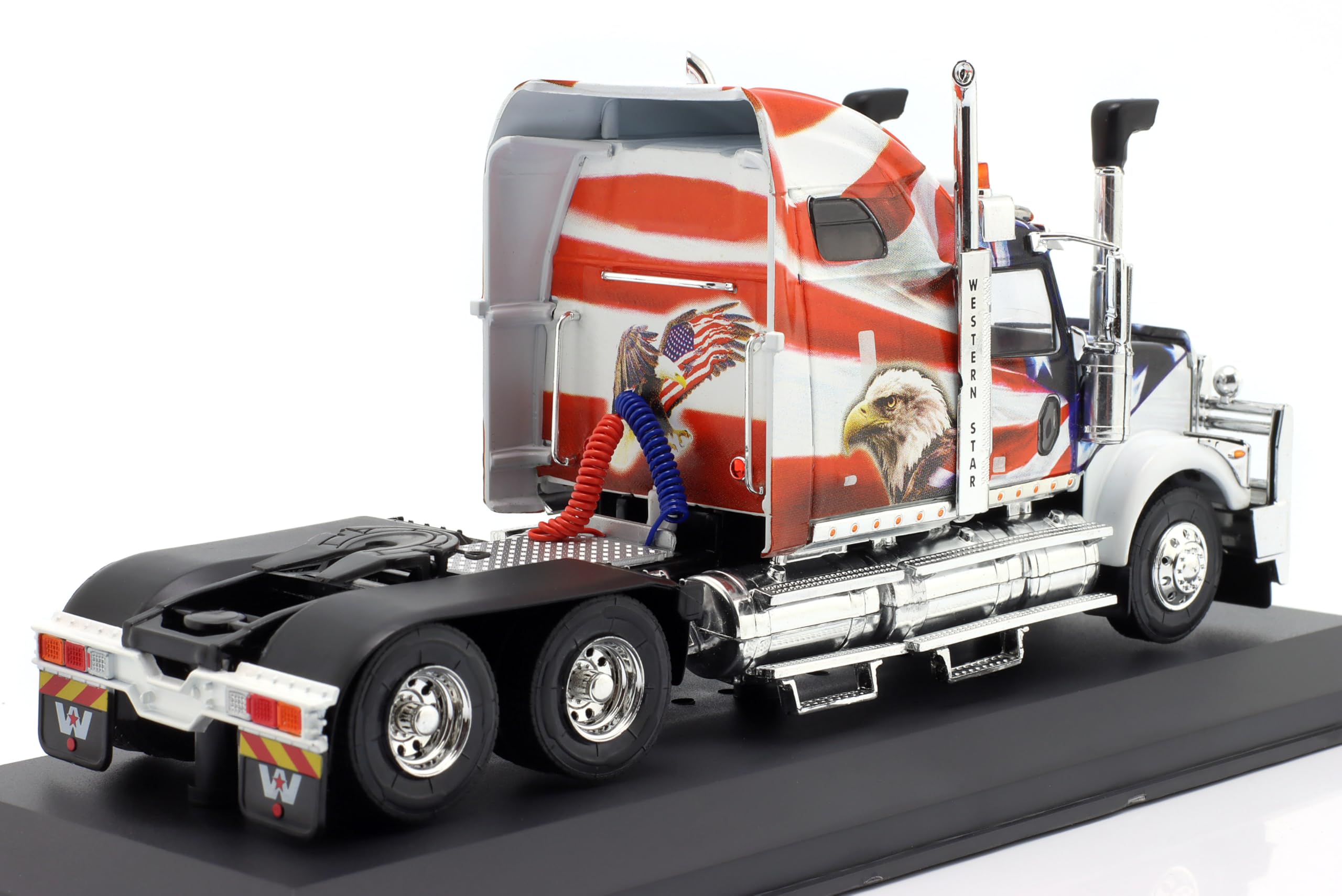 OPO 10 - 1/43 scale miniature truck compatible with American