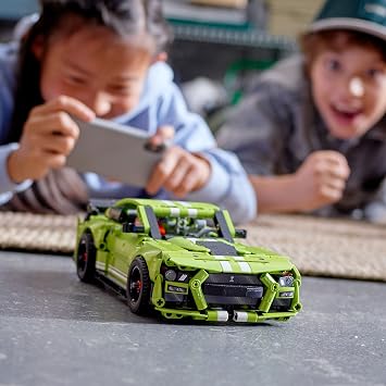 LEGO Technic Ford Mustang Shelby GT500 42138 – Birthday Gift Idea for Kids Ages 9 and Over, Race Car Creative Toy Making Set with 2 Czech– Drop Engine Functions (544 Pieces)