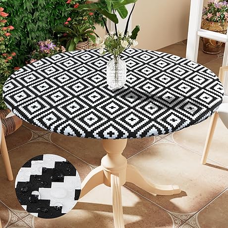 Smiry Round Fitted Tablecloth: The Ideal Table Cover for Outdoor Gatherings