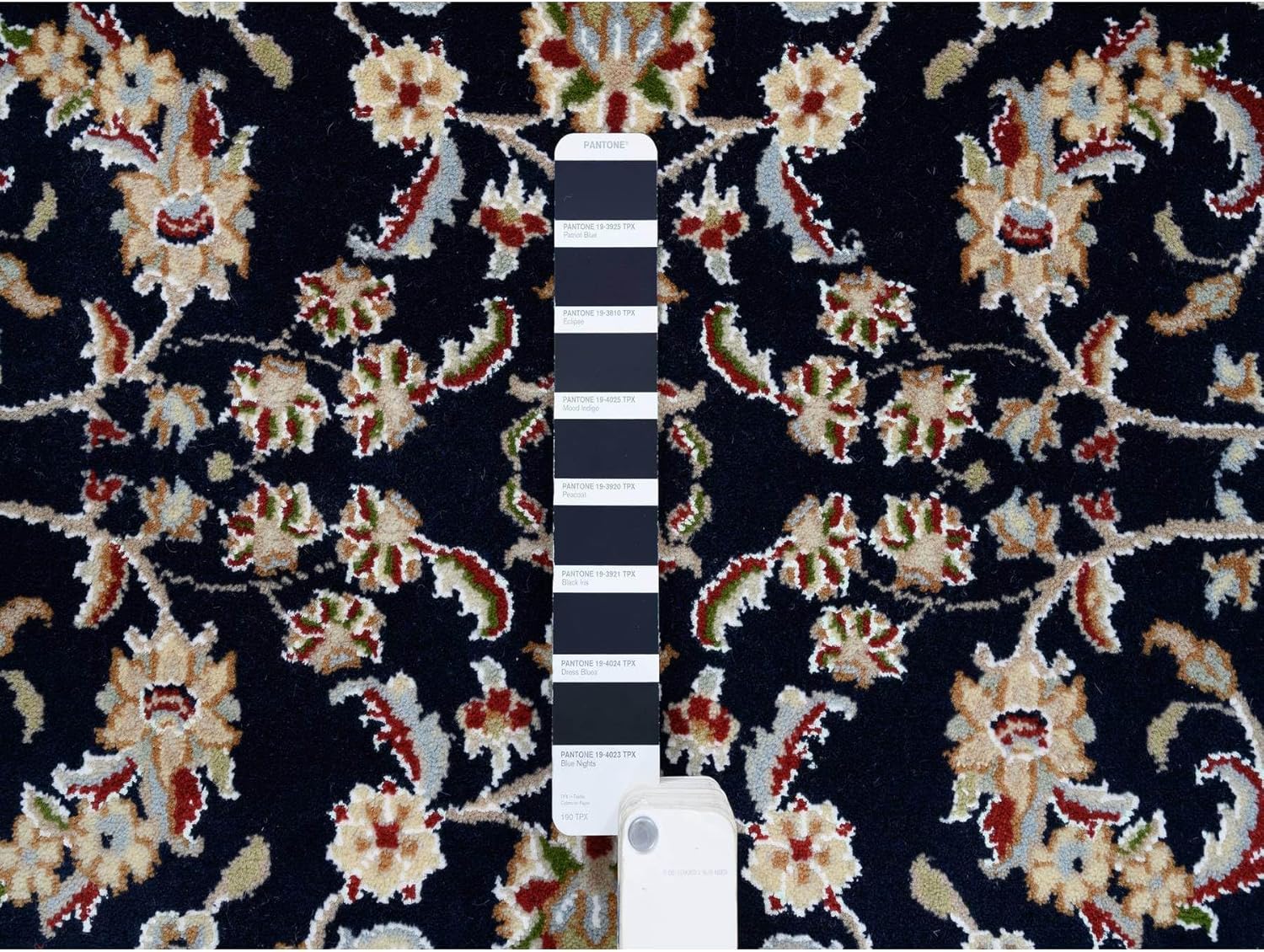 Midnight Blue Wool 250 KPSI Hand Knotted Nain All Over Flower Design Fine Runner Oriental Rug (2'8"x9'10")