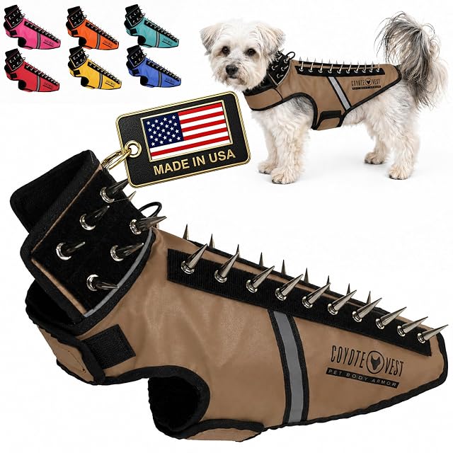 CoyoteVest SpikeVest - Arnés para perros pequeños, chaleco reflectante con pinchos para protegerlos…