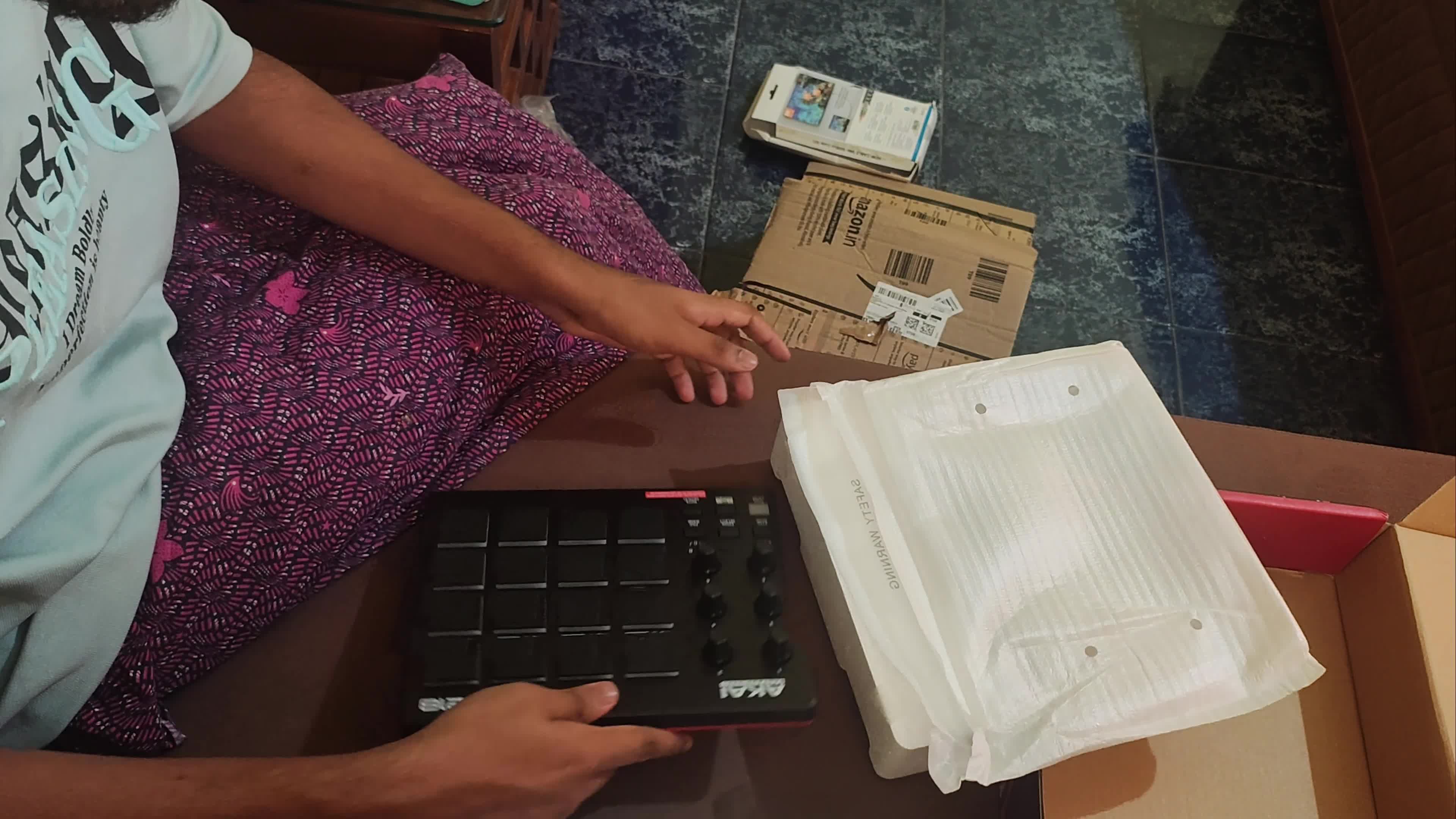 Watch Unboxing on Amazon Live