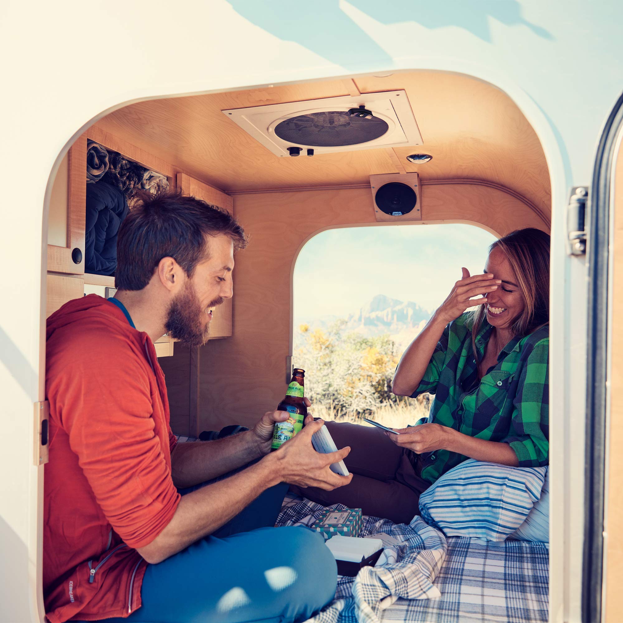 FanTastic Vent RV Roof Vent, 3Speed Manual Crank RV Vent Fan, Smoke Dome RV Vent Cover 1200