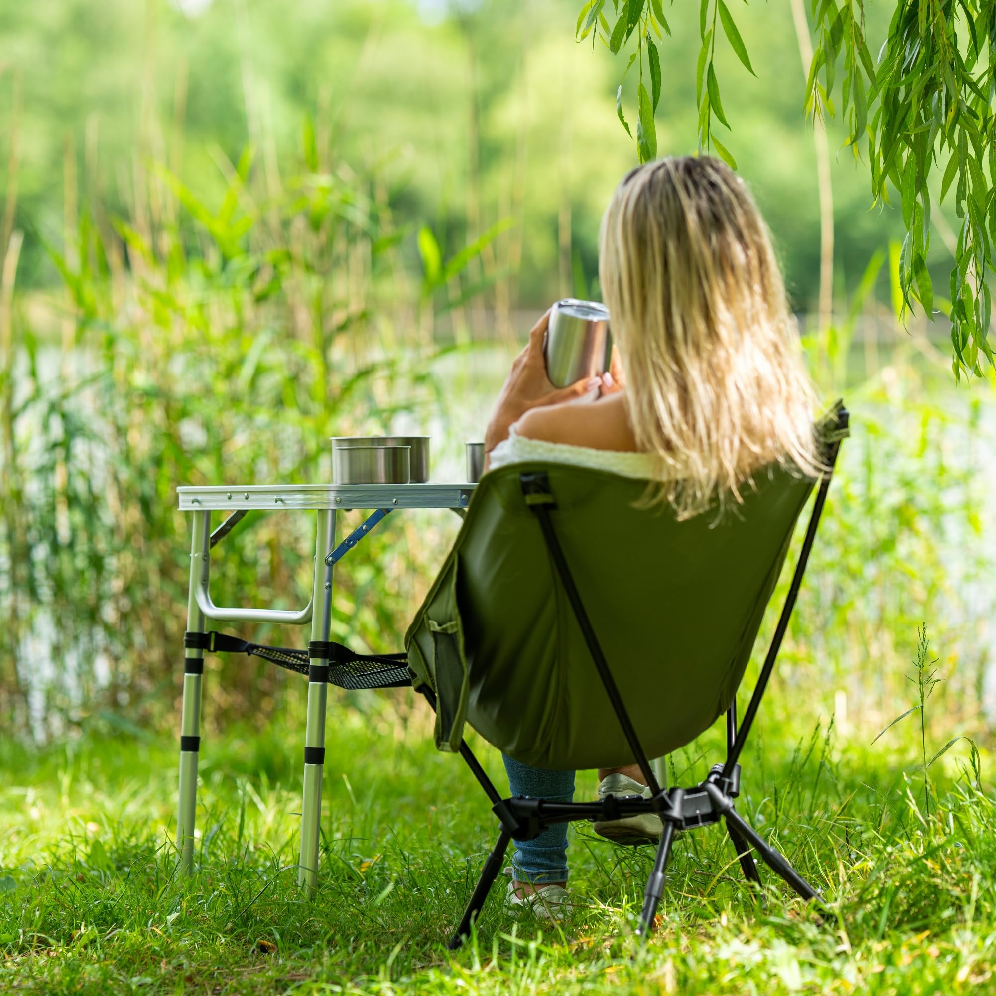 60x40 Campingtisch klappbar höhenverstellbar | Beistelltisch Outdoor Klapptisch Camping Tisch klein | Balkon Grilltisch Picknicktisch | Kompakt & Leicht