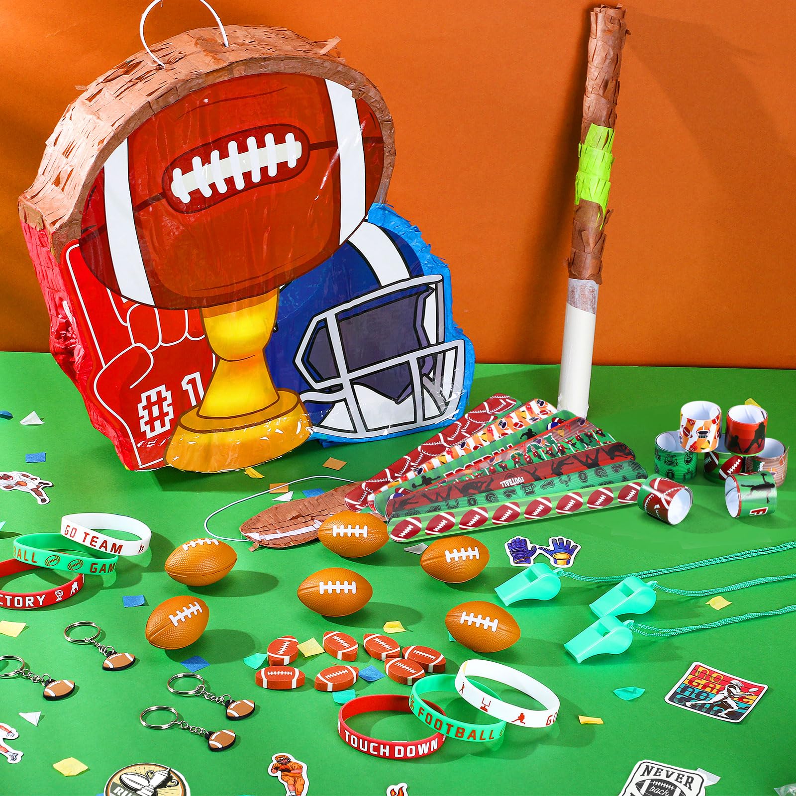 Hollowfly 162 pz Piñata Calcio Bomboniere Festa di Calcio con Benda Coriandoli Pipistrello Mini Stress Balls Portachiavi Braccialetti Fischietti Gomma Tatuaggio Adesivi Sport Piñata Compleanno