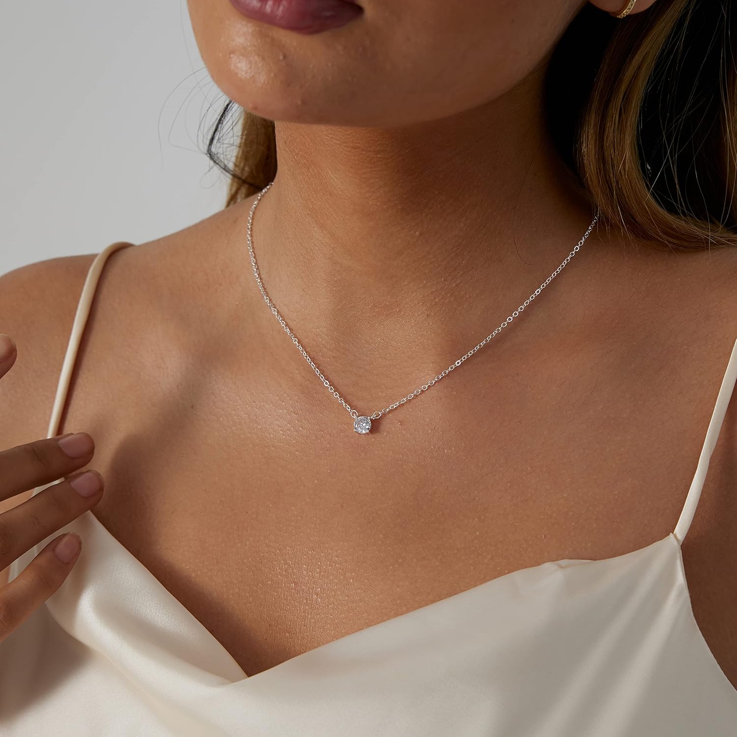 MIDEEO Christmas Gifts for Grandkids CZ Diamond Necklace for Women Dainty Layered Cubic Zirconia Solitaire Pendant Necklace Gold Plated Waterdrop Shape Square Emerald Green CZ Simulated Diamond Bridesmaid Necklace - Image 4