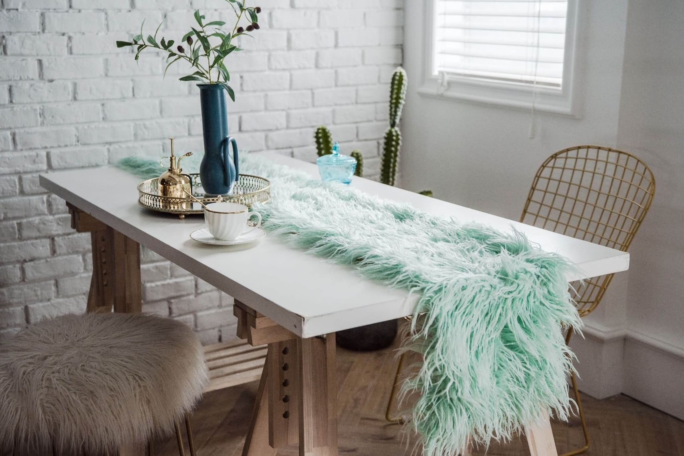 Tischband Herbst, Weihnachts Tischdekoration aus Polyester Kunstpelz Hellblau 30x220CM für Partys Abendessen