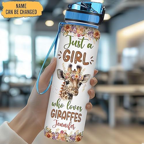 Miniatura 2 de Hyturtle Botella de agua motivacional personalizada de 32 onzas con marcador de tiempo, con marcador de tiempo, Just A Girl Who Loves Giraffes,