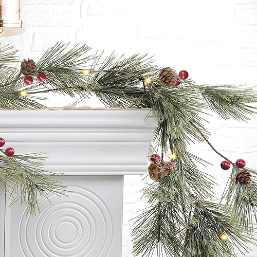 Guirnaldas de cedro artificial de 6.4 pies, guirnalda de pino de invierno de tacto real con bayas rojas, guirnalda de vegetación verde para mesa,