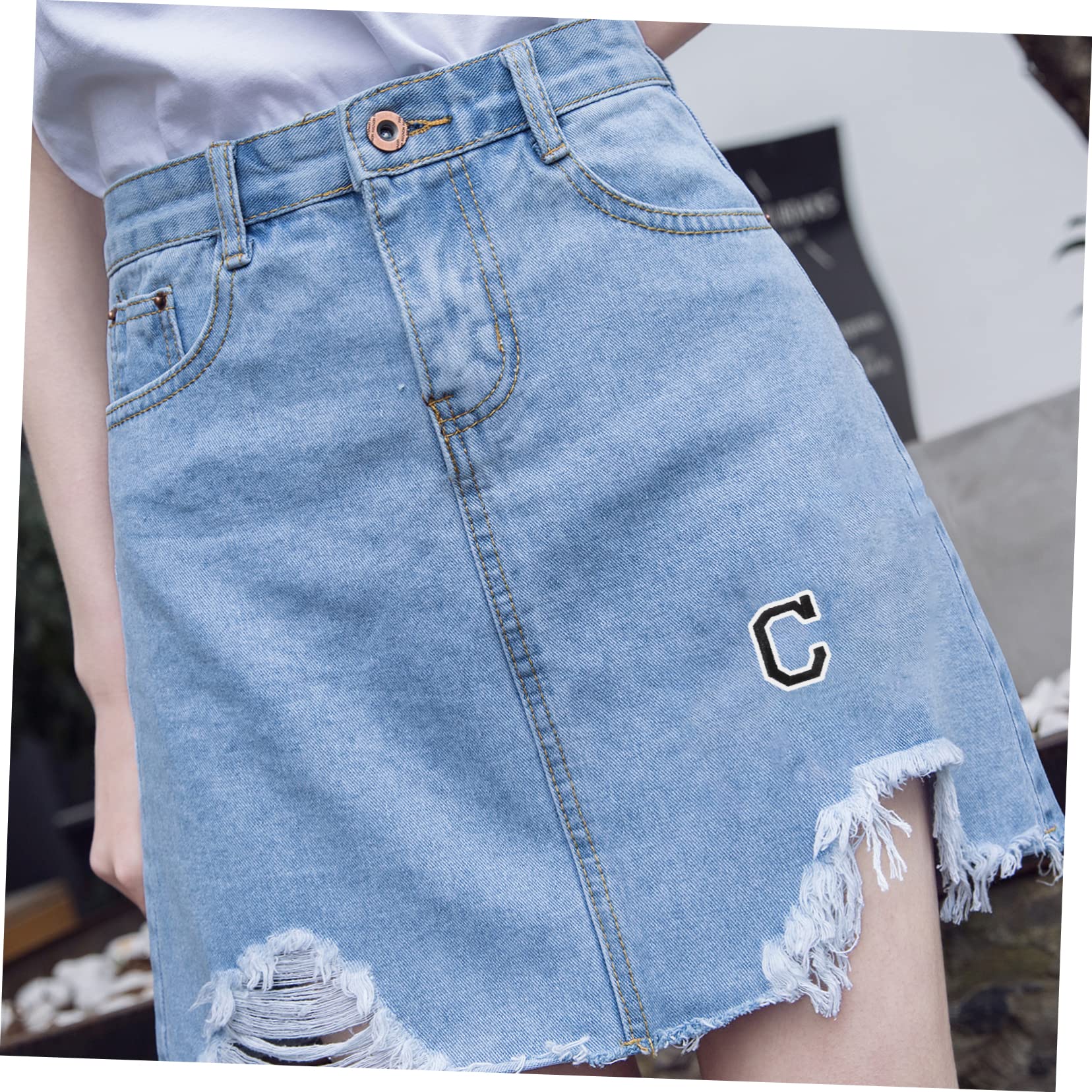 VILLCASE 8sets Patch Ricamate Termoadesive Da Lettere Stile Alfabetico Per Riparazione e Decorazione Di Abbigliamento Facili Da Applicare Su Jeans Shirt e Accessori