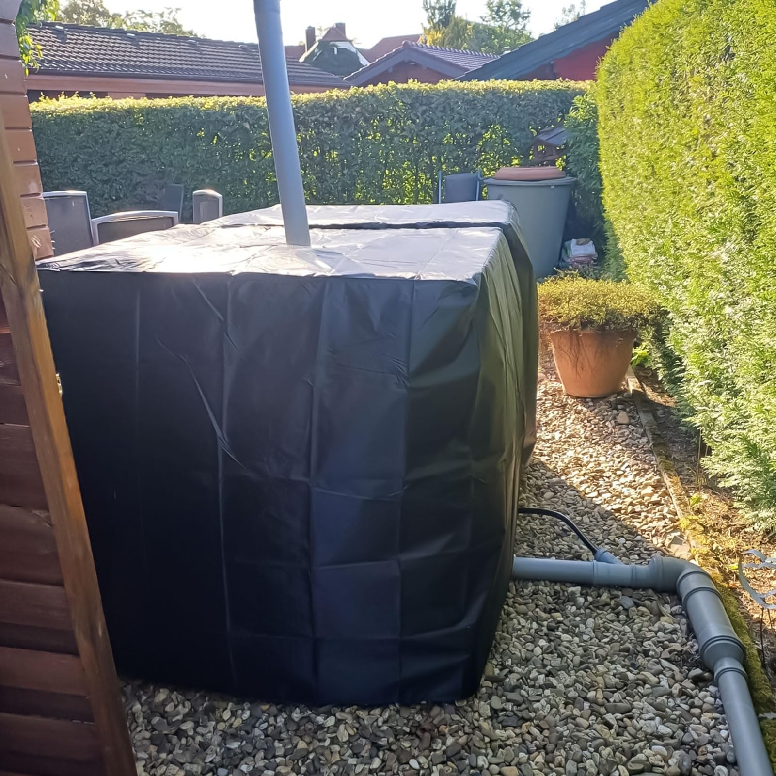 Bache pour Cuve 1000L, Bâche de Récupérateur d'eau de Pluie 1000 litres, Housse Protection Cuve, Anti-Poussière Anti-UV Réservoir de eau IBC (116 x 100 x 120 cm) (Noir, Lot de 2)