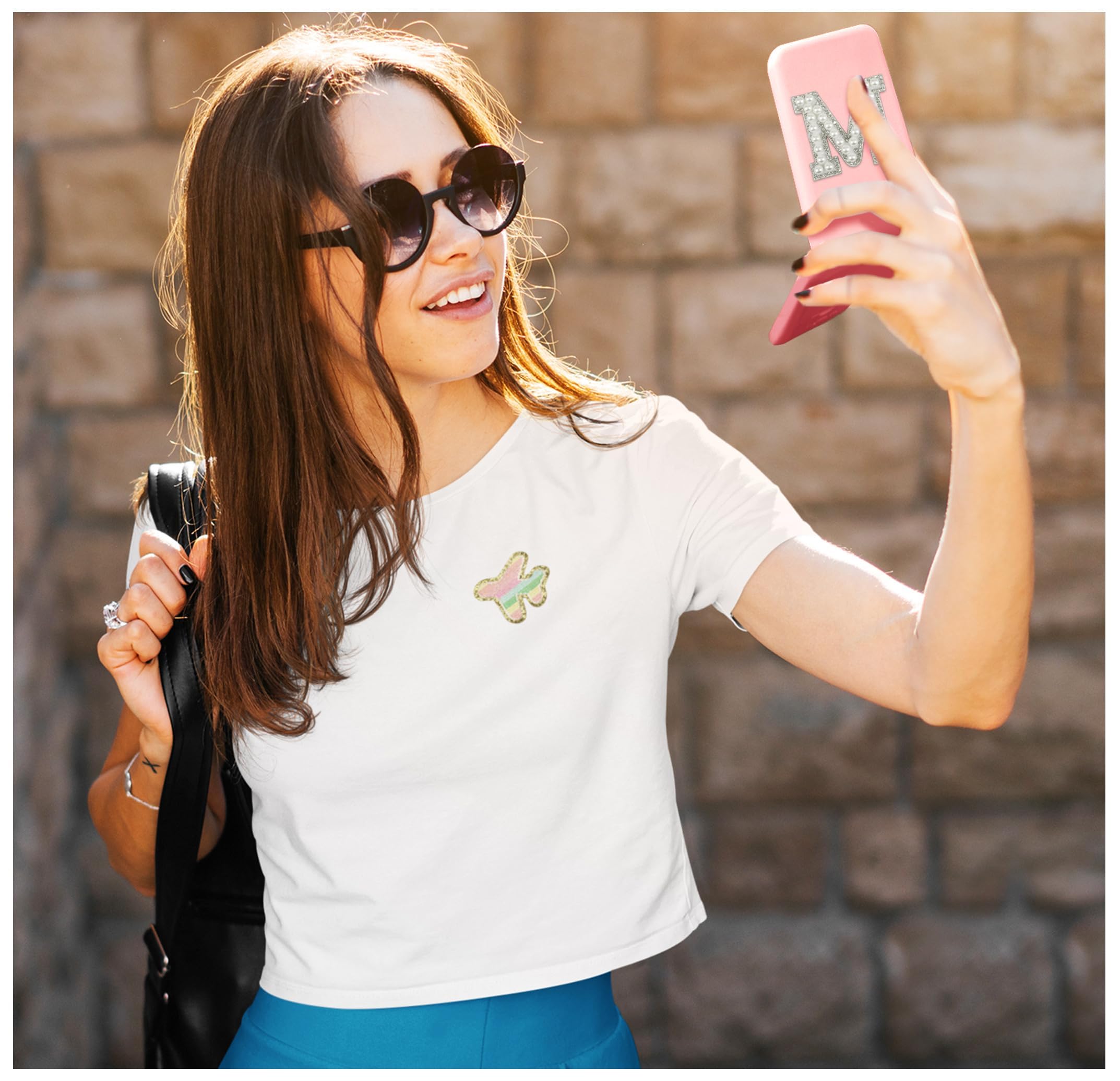 Espejo de bolsillo personalizado, accesorios de viaje, bonito espejo de maquillaje de viaje rosa de 2 lados con aumento, pequeño espejo compacto plegable portátil con inicial de perla preparada