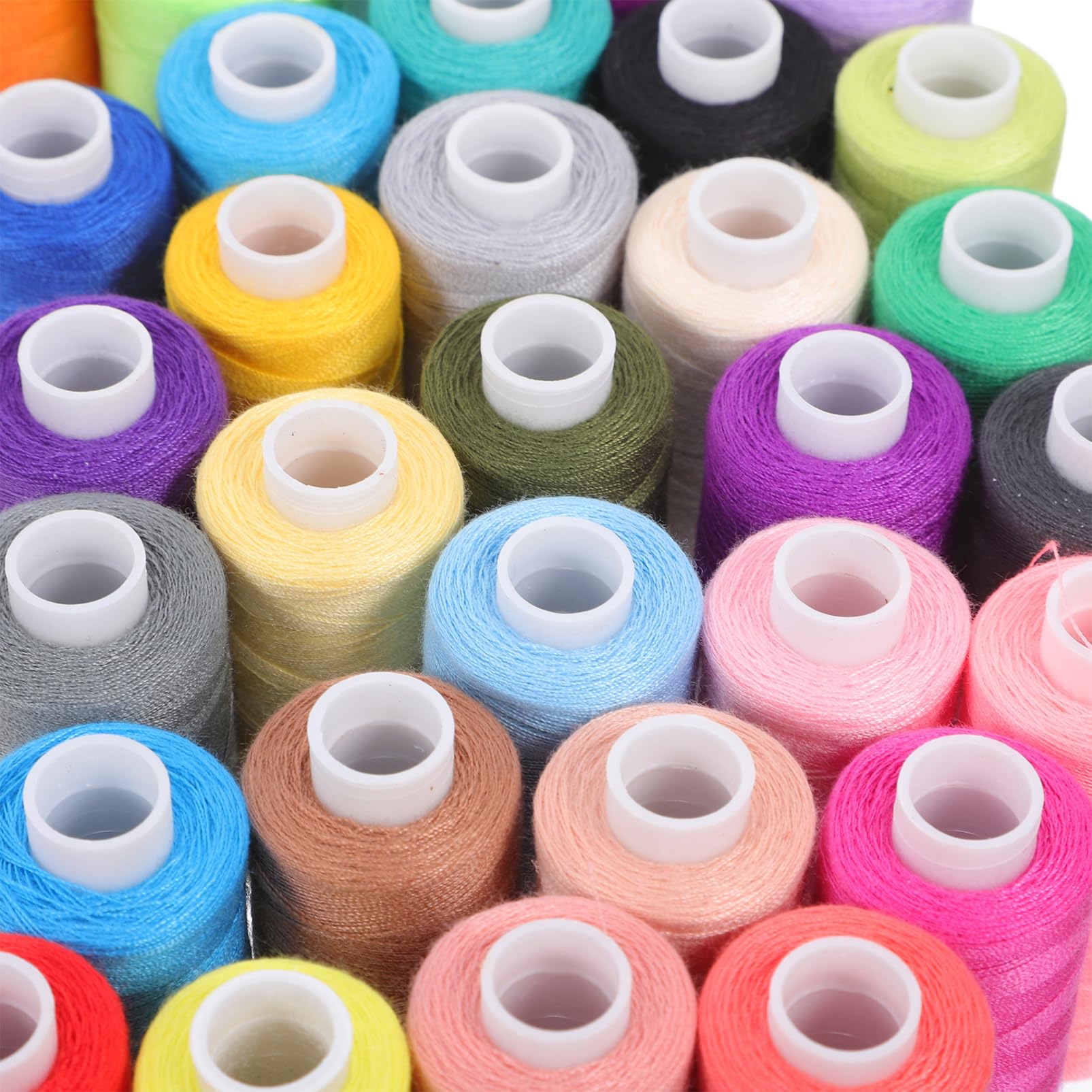 72 Stück Nähgarnsortiment für Nähmaschine mit Spulen | 400 Yards Je Spule, Breites Farbspektrum, Polyester und Kunststoff, Kompakte Kasten mit Nadeln Zufällige Farbe
