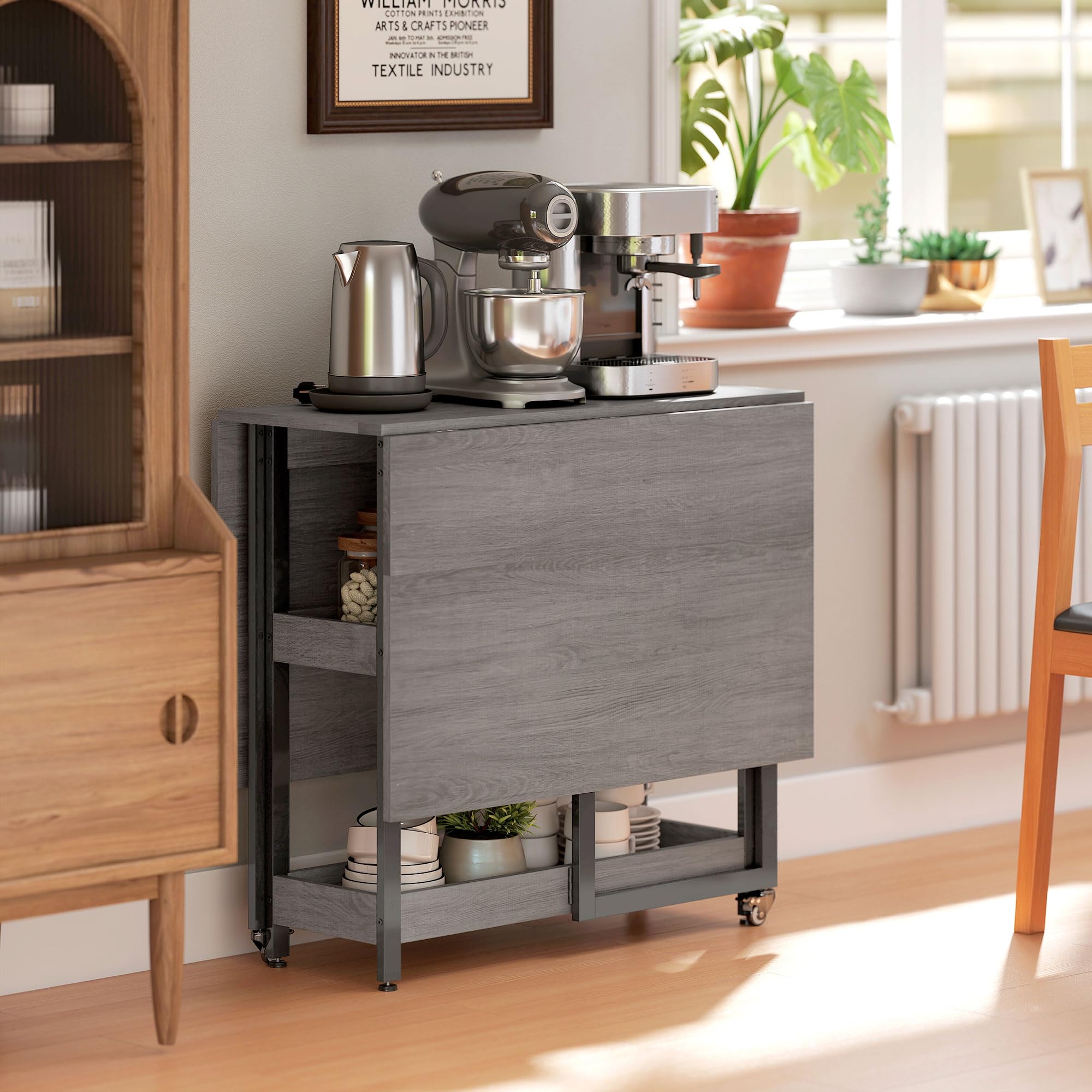 HOMCOM Tavolo da Pranzo Pieghevole, Tavolo Cucina a Ribalta con Ruote per 4 Persone, Scrivania Richiudibile Salvaspazio con 2 Ripiani Aperti, Ideale per Soggiorno, Ufficio, 133.4x80x75 cm, Grigio