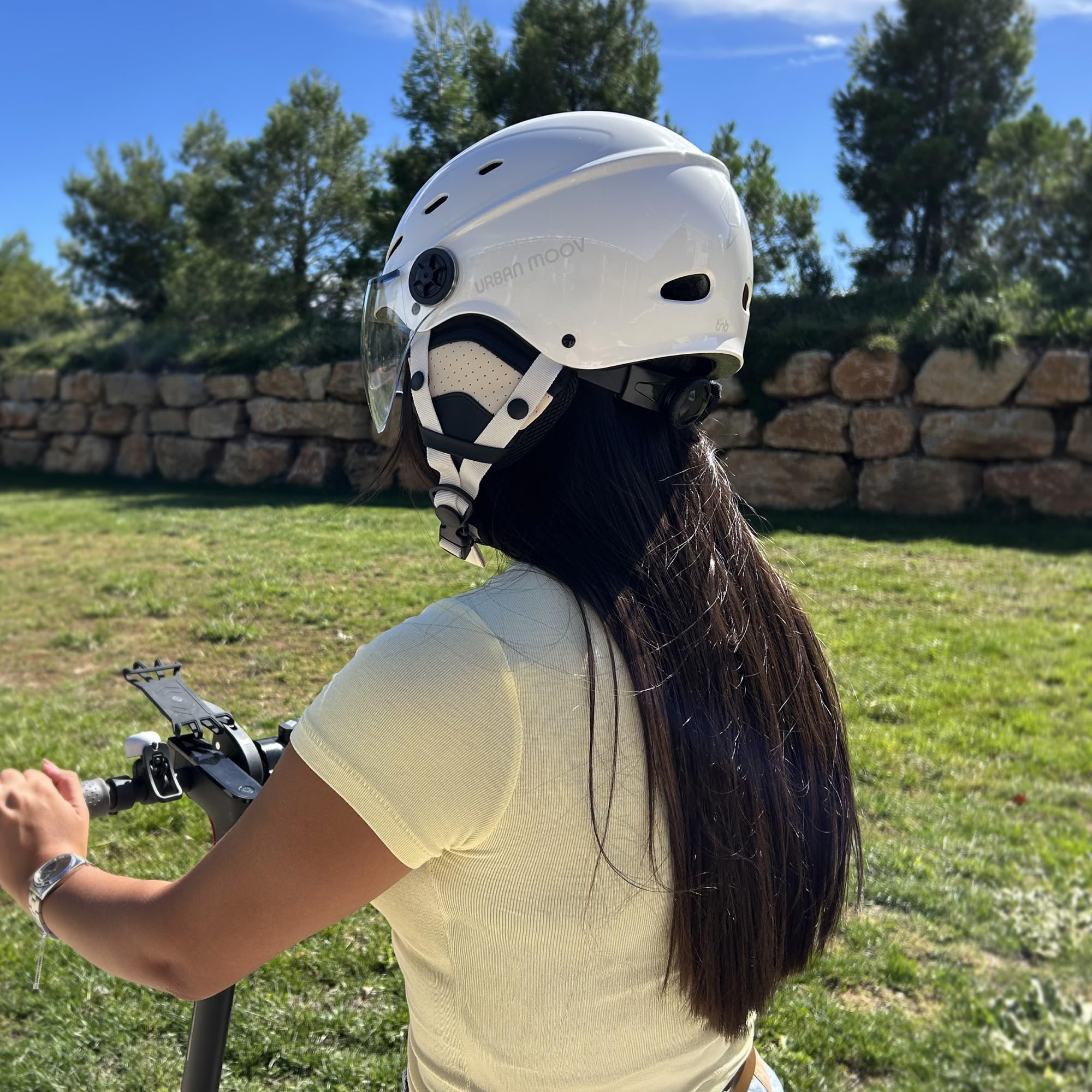 T'nB Visor, Casco de protección de Bicicleta y Patinete eléctrico para Hombre y Mujer, Visera Transparente, Ajuste de Rueda, Orejeras Desmontables, Talla L (Circunferencia de la Cabeza 58-62 cm